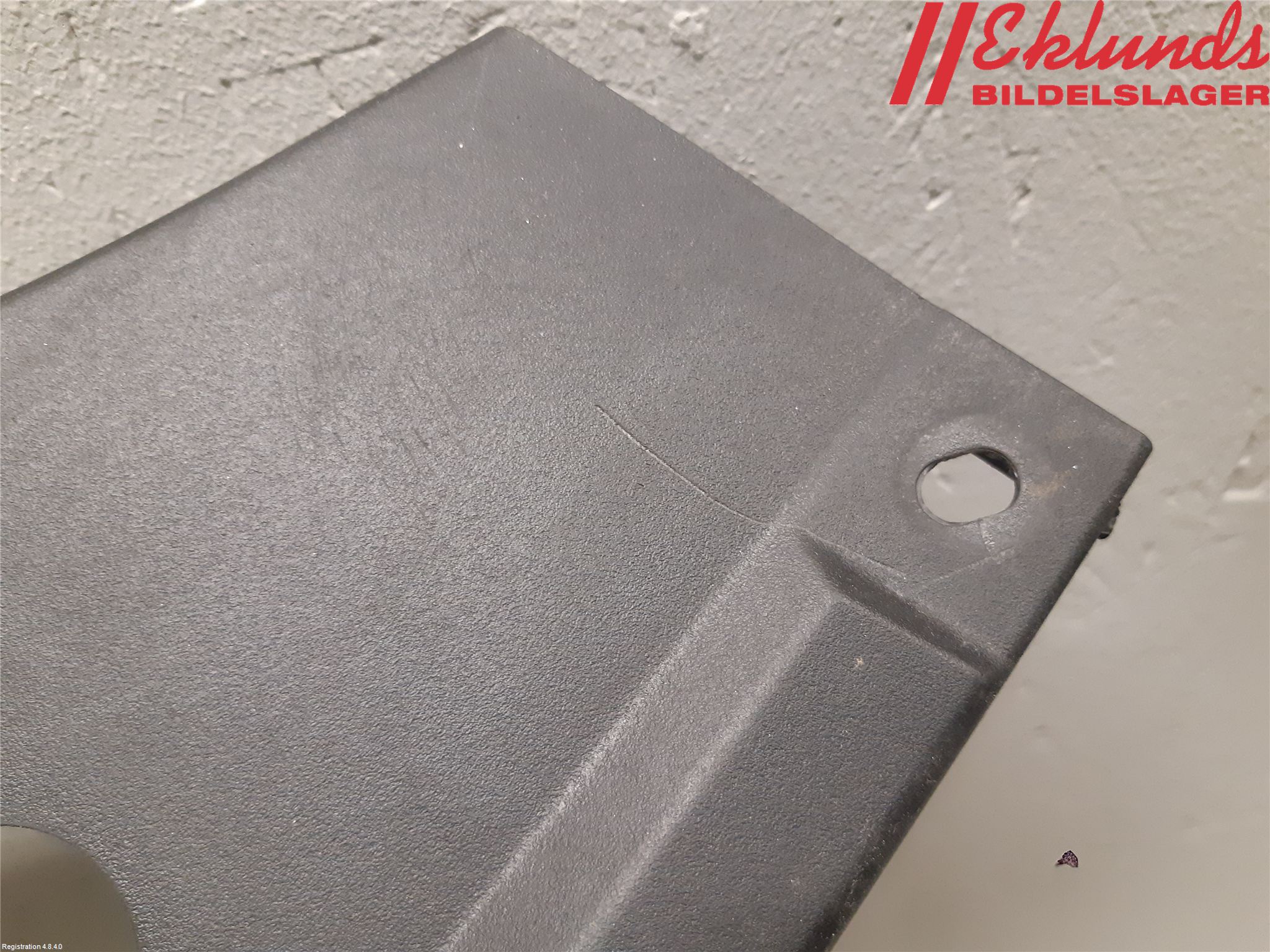 Volvo V90 CROSS COUNTRY 17->> Täckplast Front