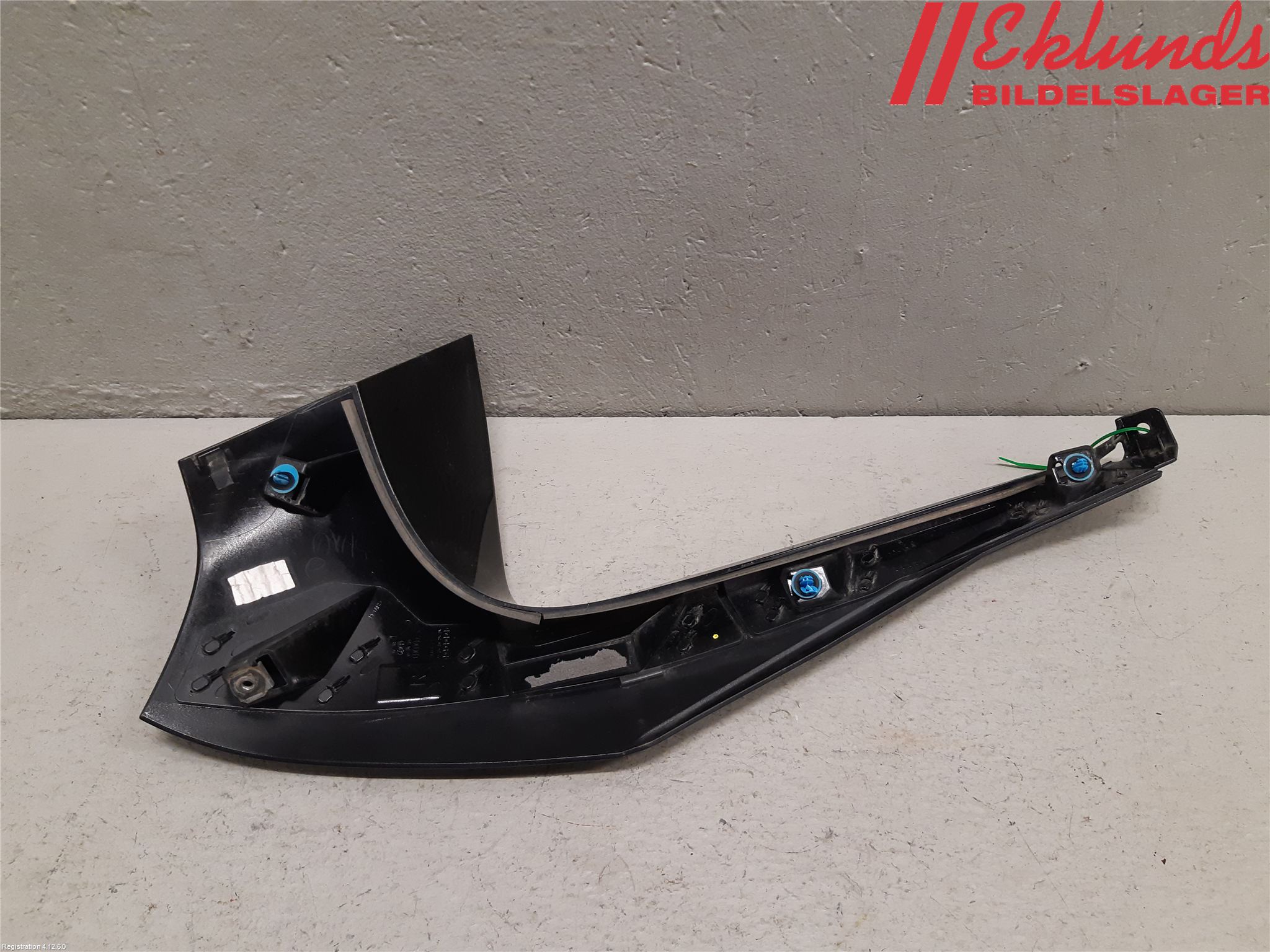 Nissan LEAF 18- Spoiler Baklucka