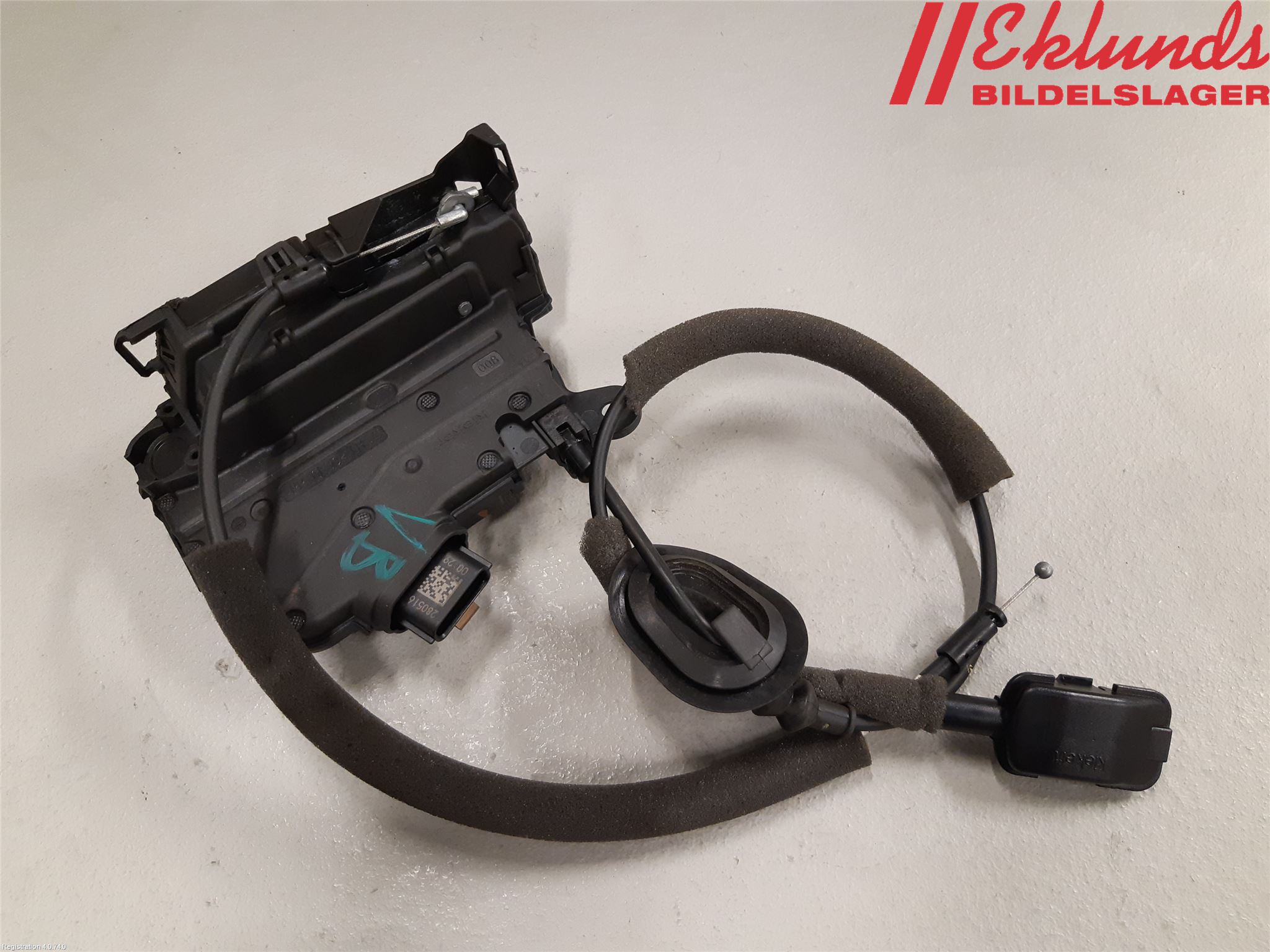 Renault CAPTUR 13-19 Låskista-Dörrlås