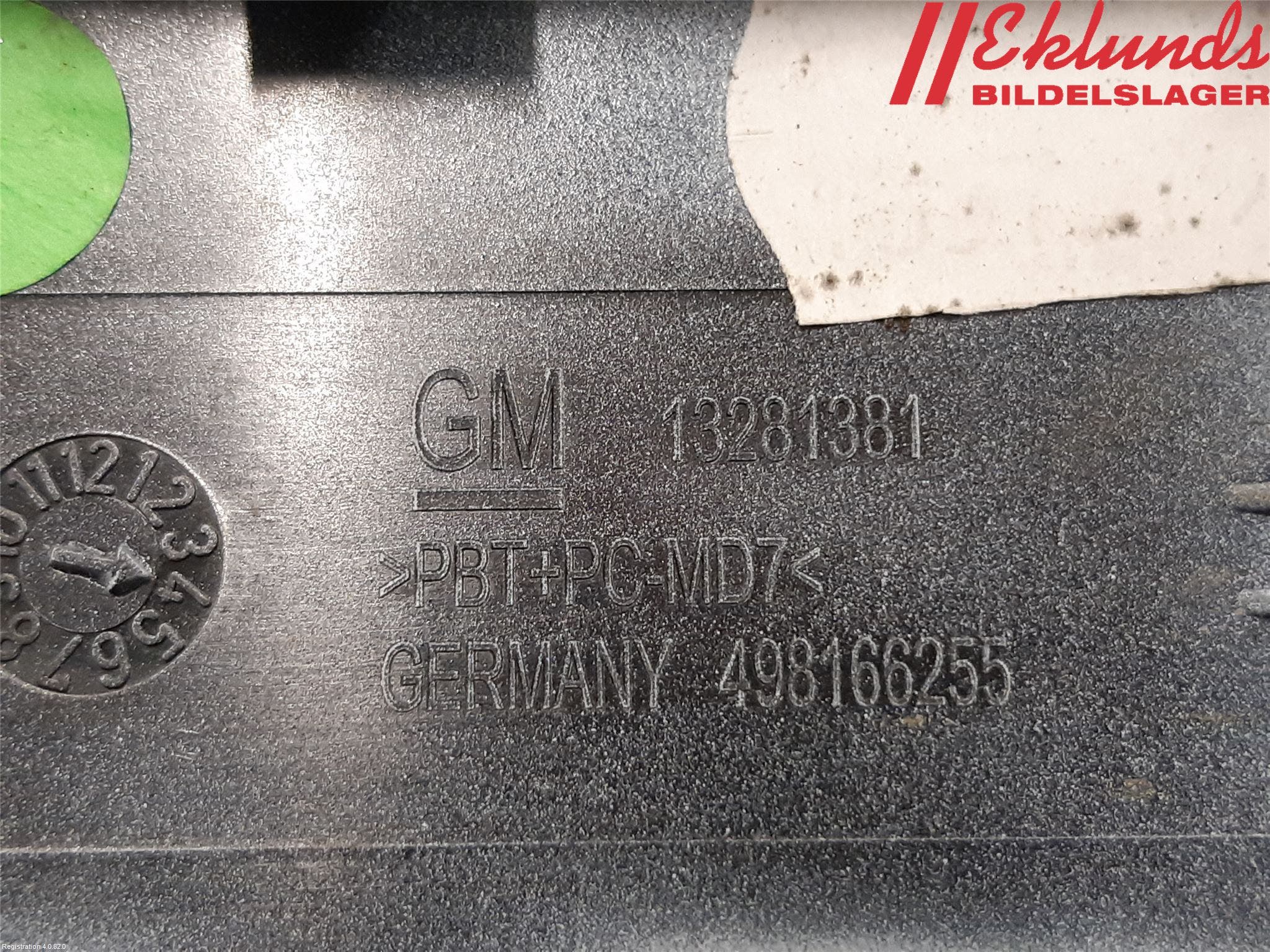 Opel ASTRA J 10-15 Tanklucka