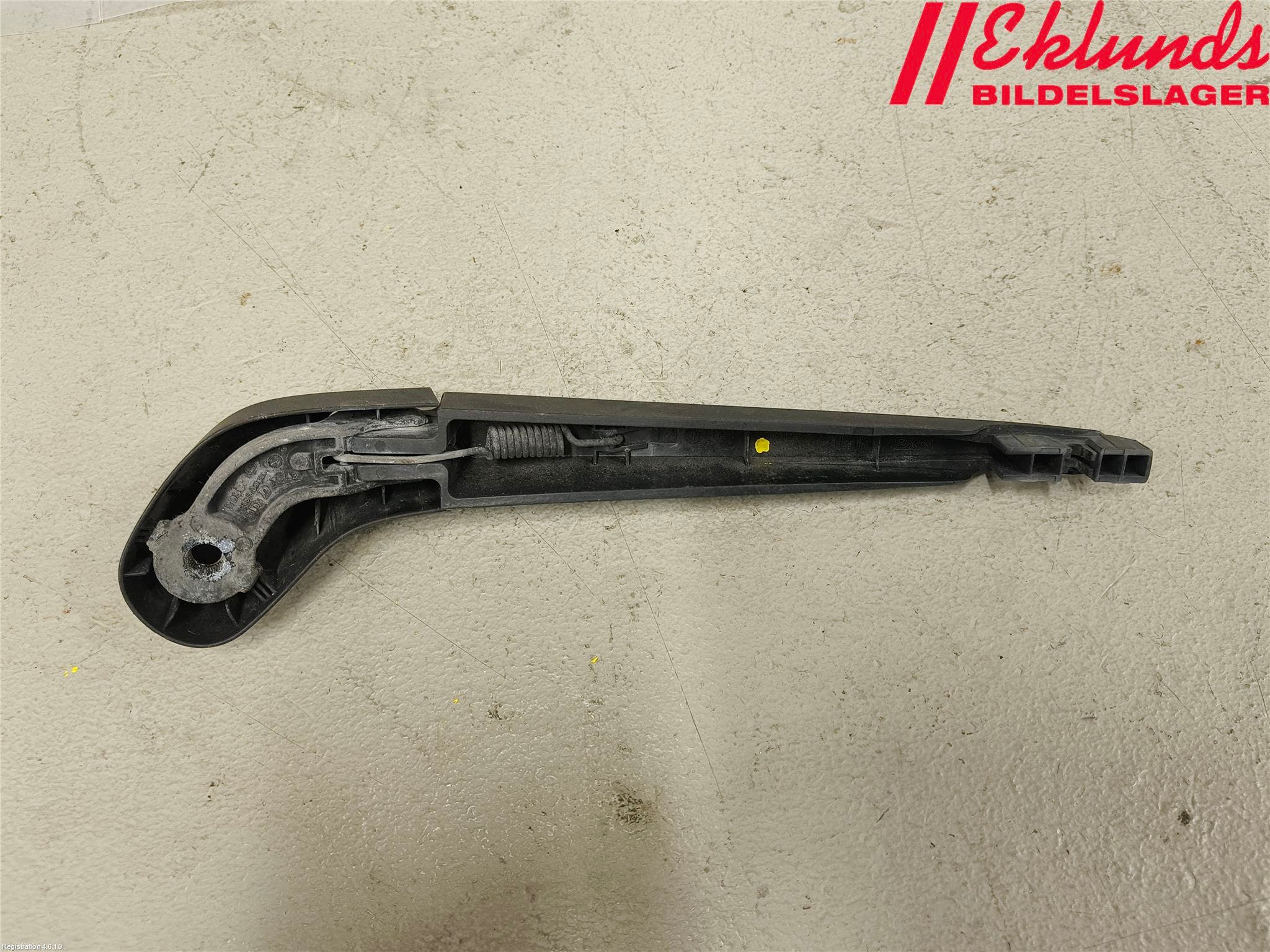 Volvo V50 08-12 Torkararm-Bakruta