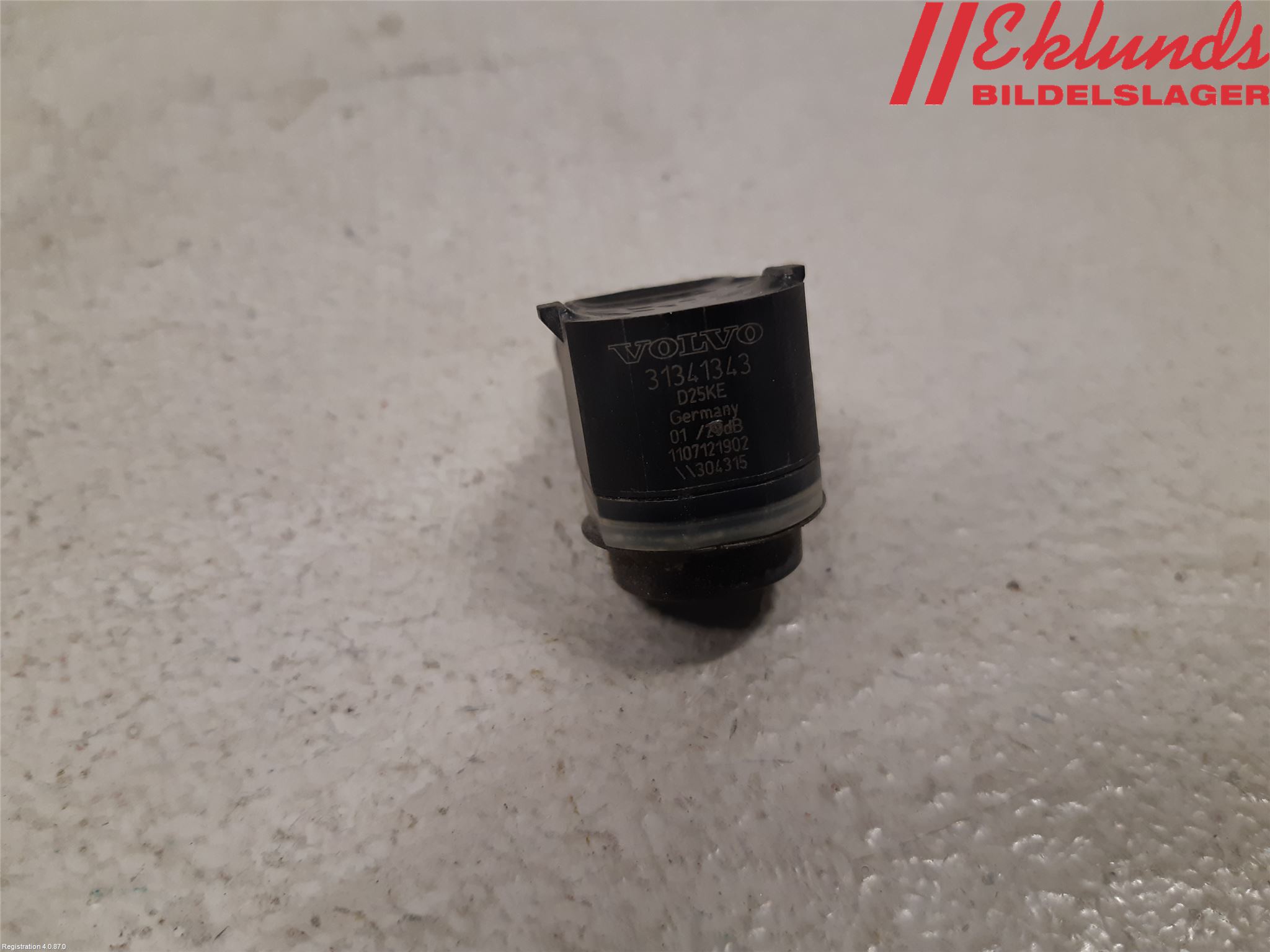 Volvo V40 12-19 Parkeringshjälp Backsensor