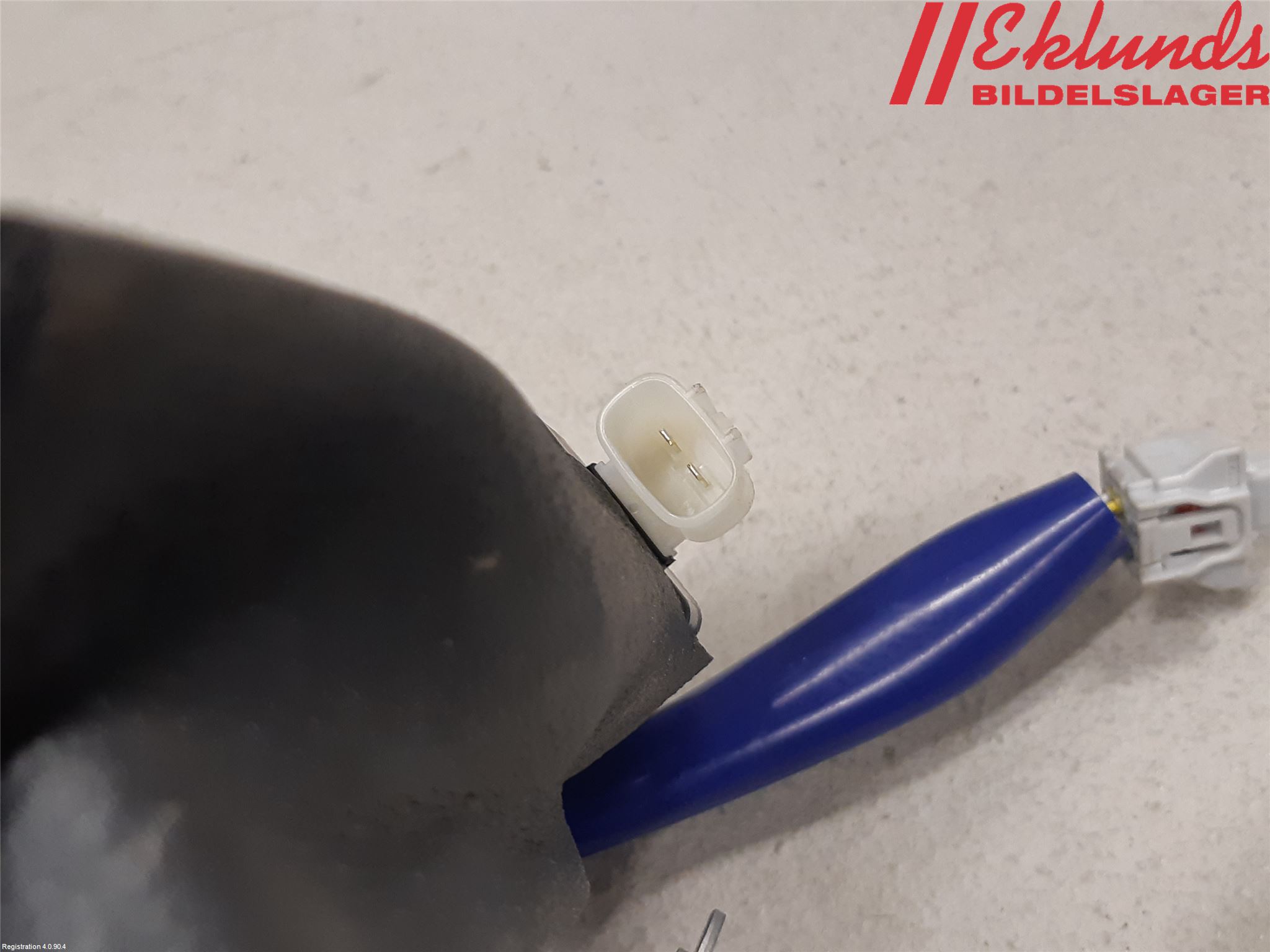 Toyota RAV4 19- Låskista Baklucka