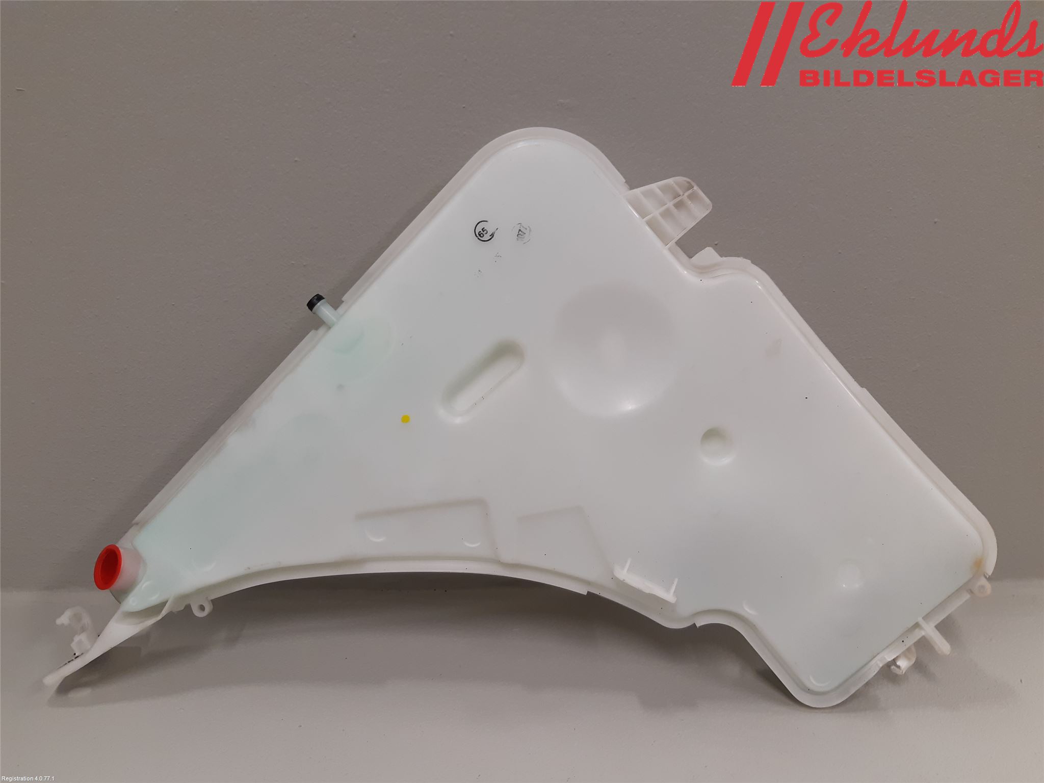 BMW 3 F30/F31/F80 12-19 Spolartank Vindruta-Strål