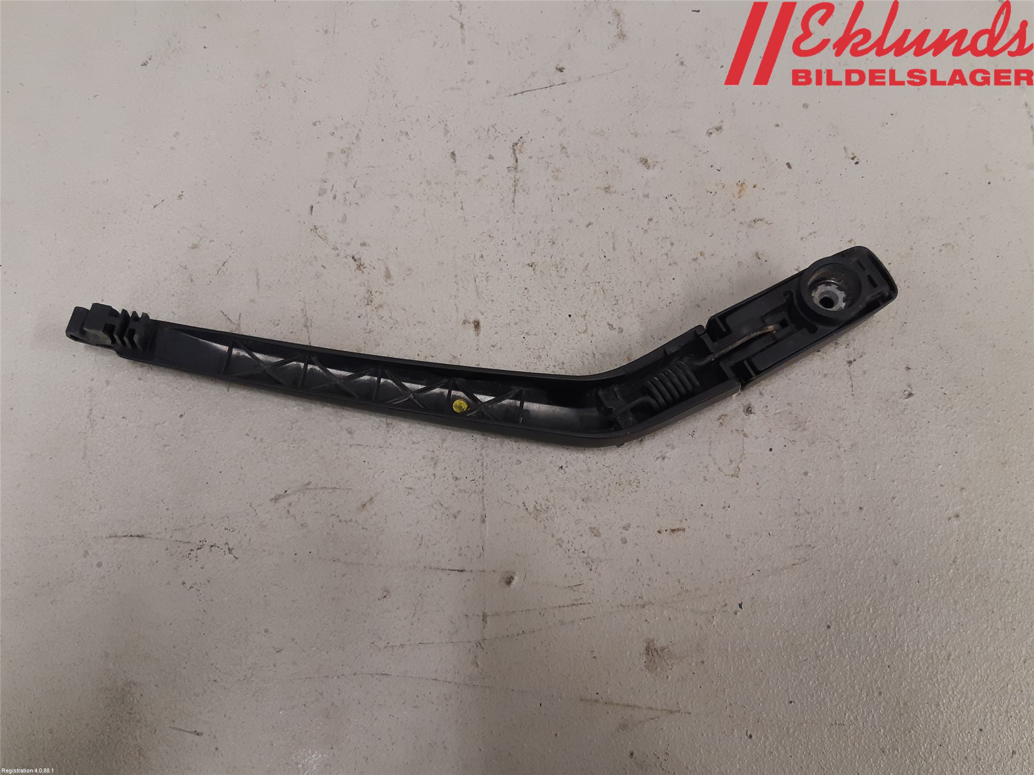 Fiat FREEMONT Torkararm-Bakruta