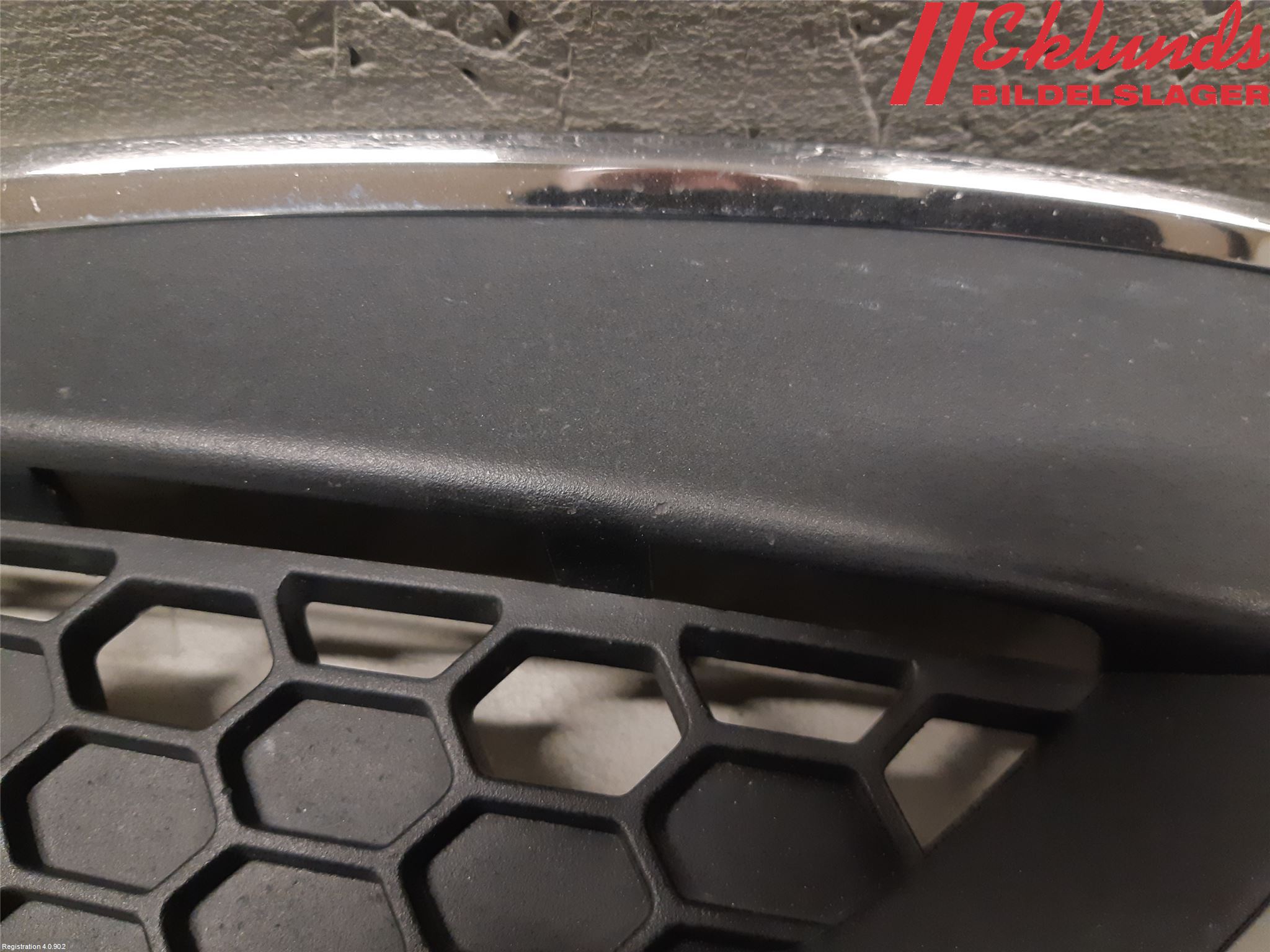 Volvo V60 11-13 Stöt Utfyllnad-List-Grill