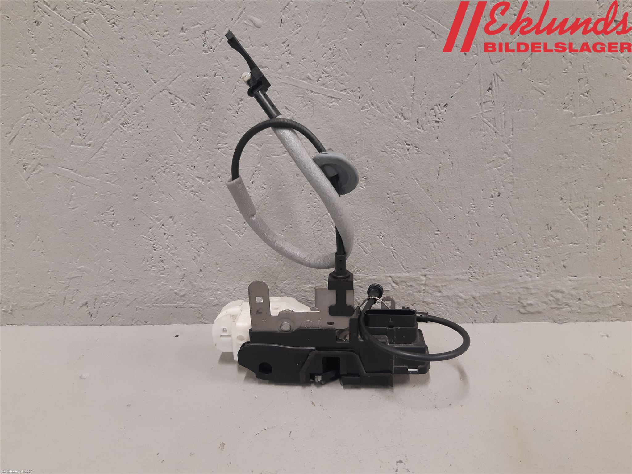 Volvo V40 12-19 Låskista-Dörrlås