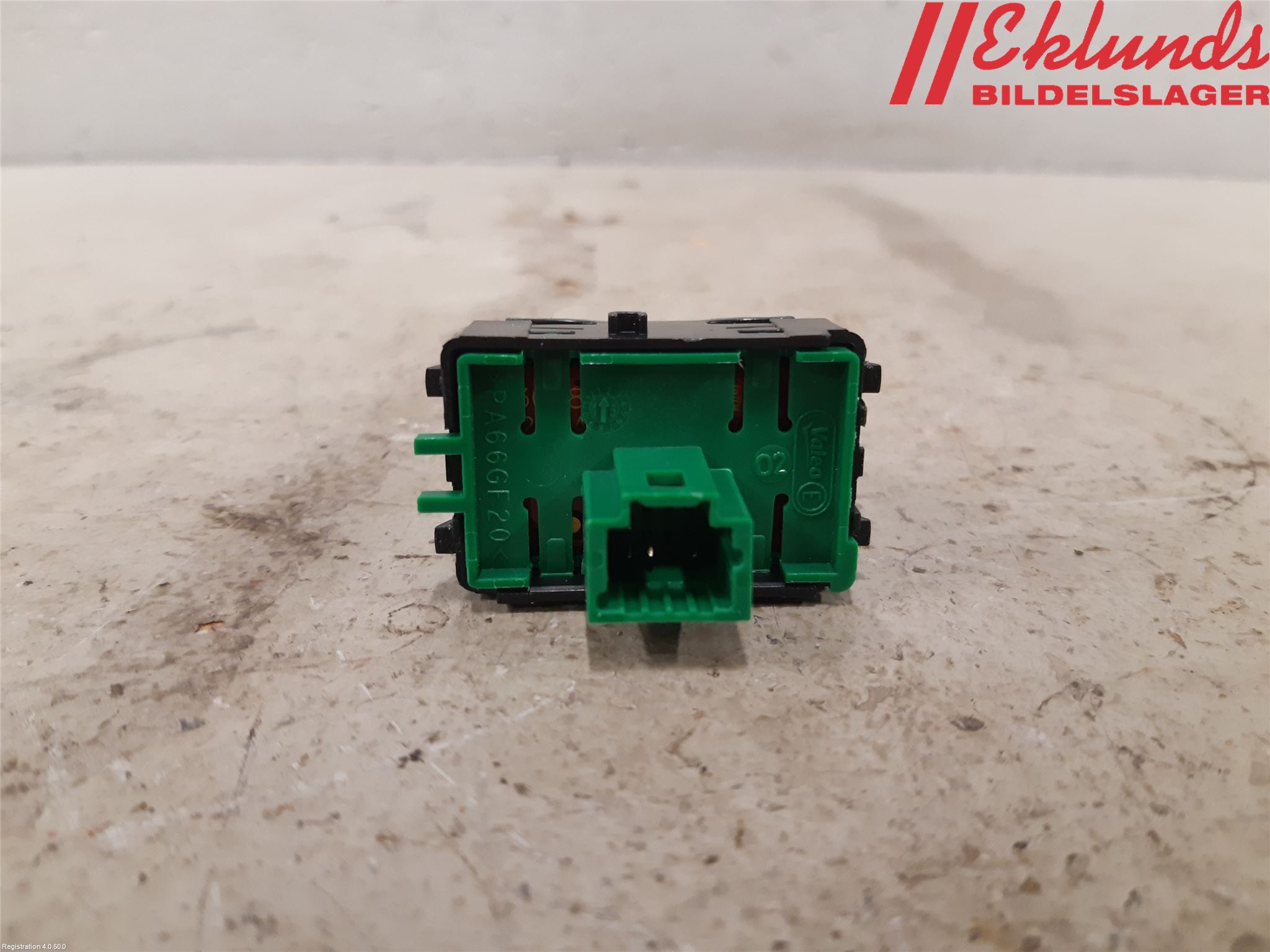 Renault TRAFIC/E-TECH 15- Strömställare Övrigt