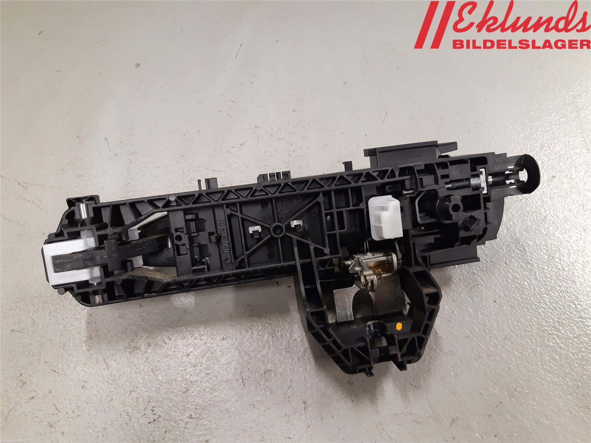 Mercedes-Benz MB E-KLASS (W212) 09-16 Dörrhandtag Yttre Hö
