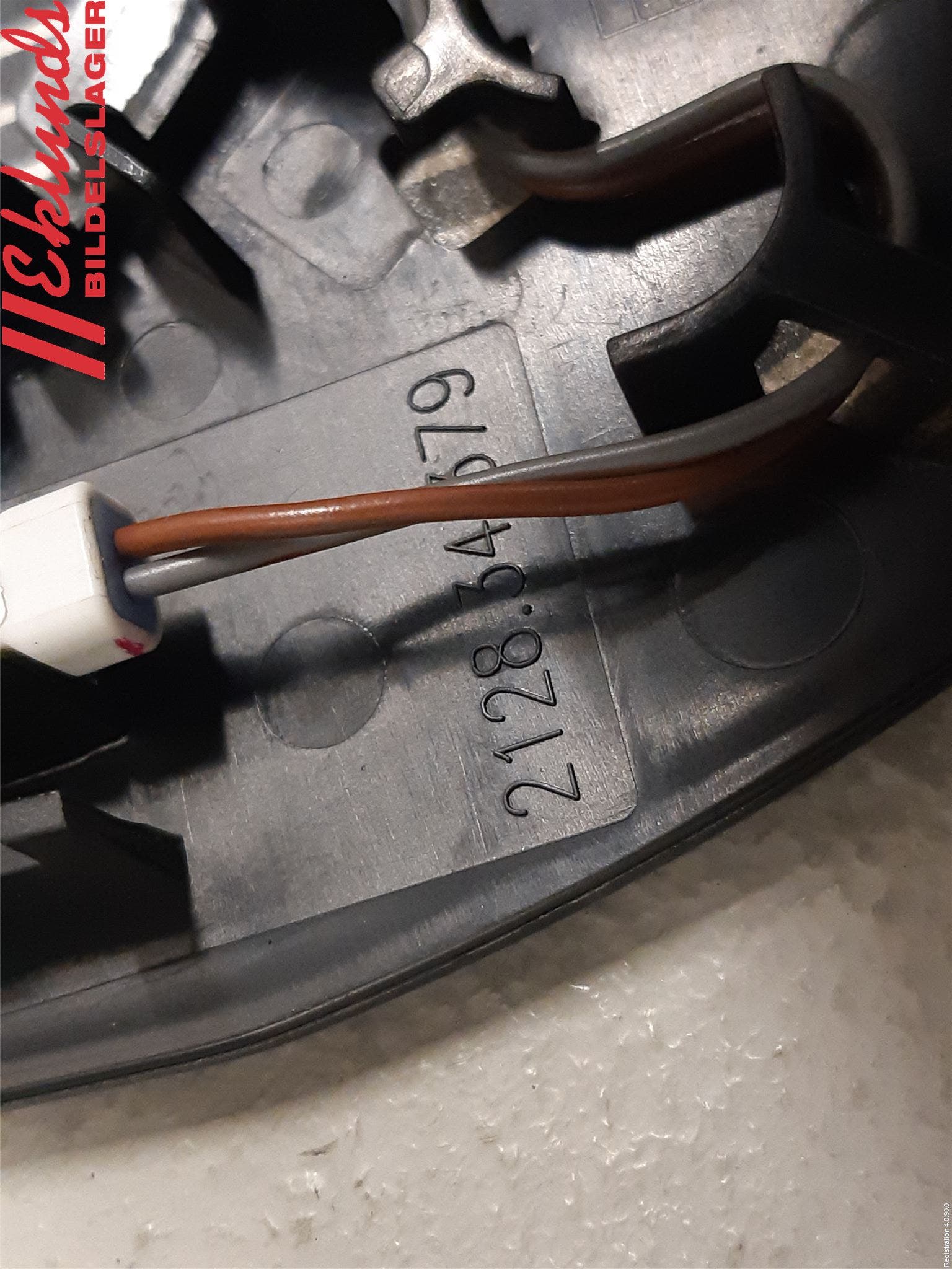 Ford FOCUS 11-14 Spegelglas Vä