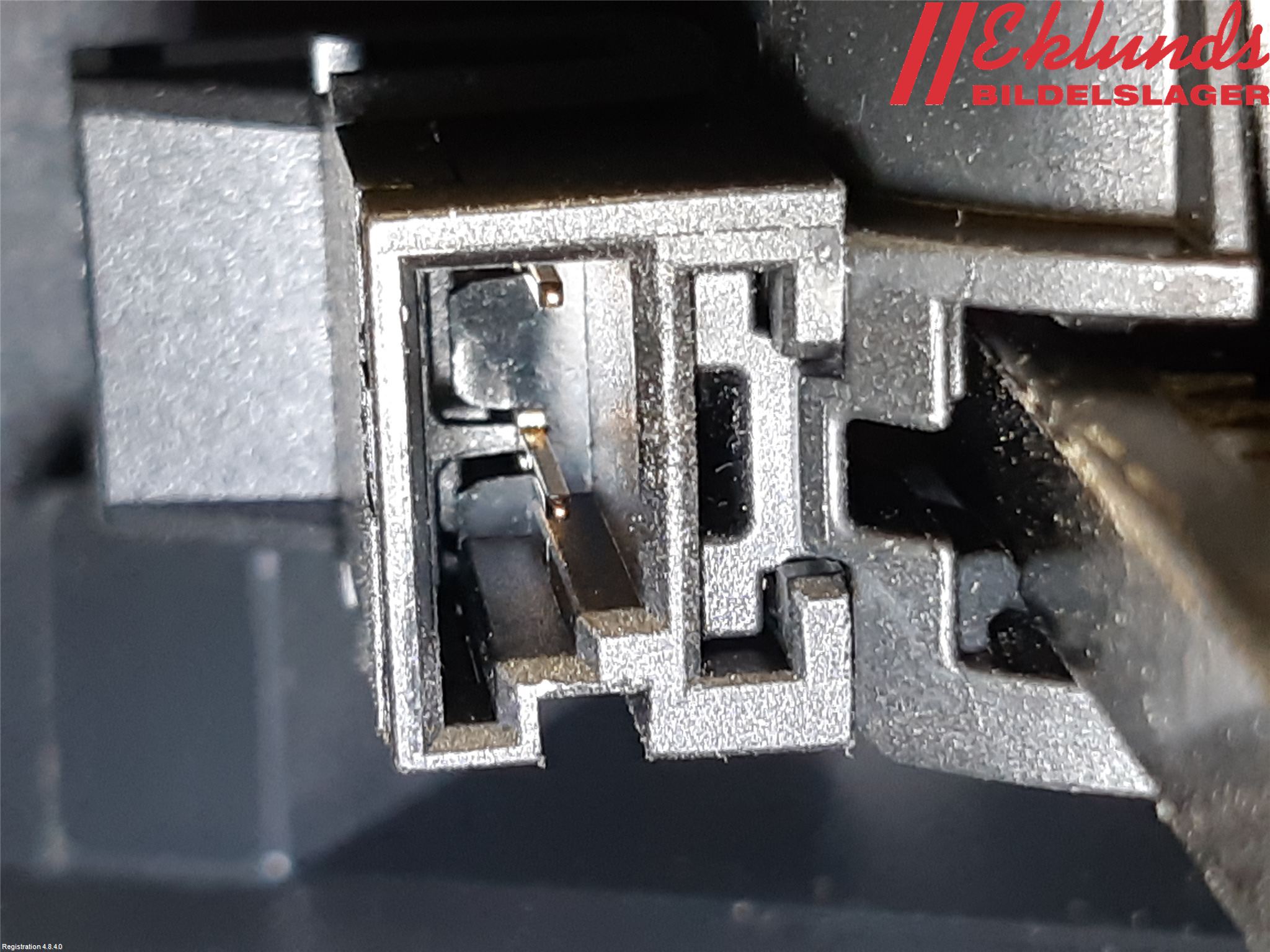 Volkswagen VW TIGUAN 16-24 Handskfack