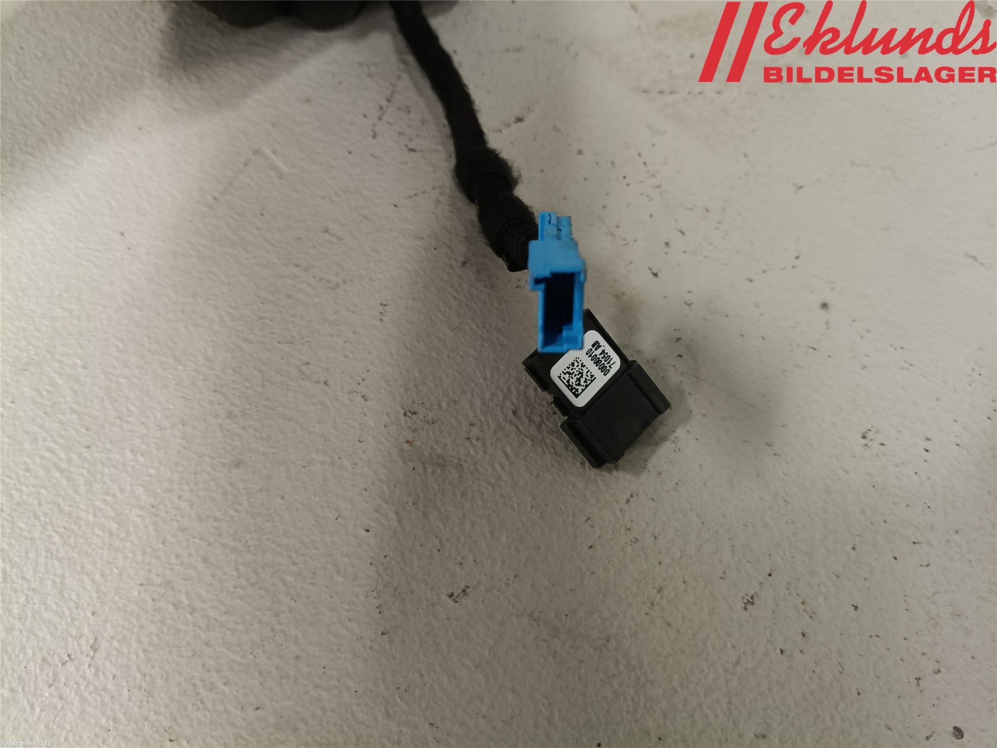 BMW 3 F30/F31/F80 12-19 Bakluckeöppnare Automatisk
