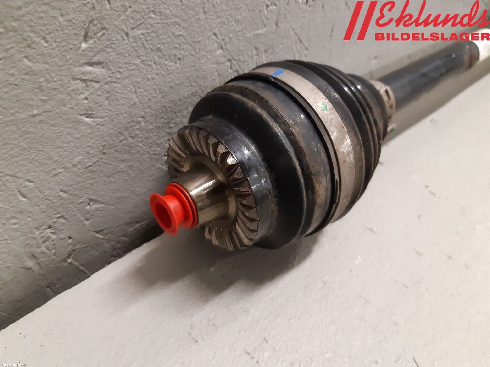 BMW 2 F45 Active Tourer 14-21 Drivaxel Bak Vänster