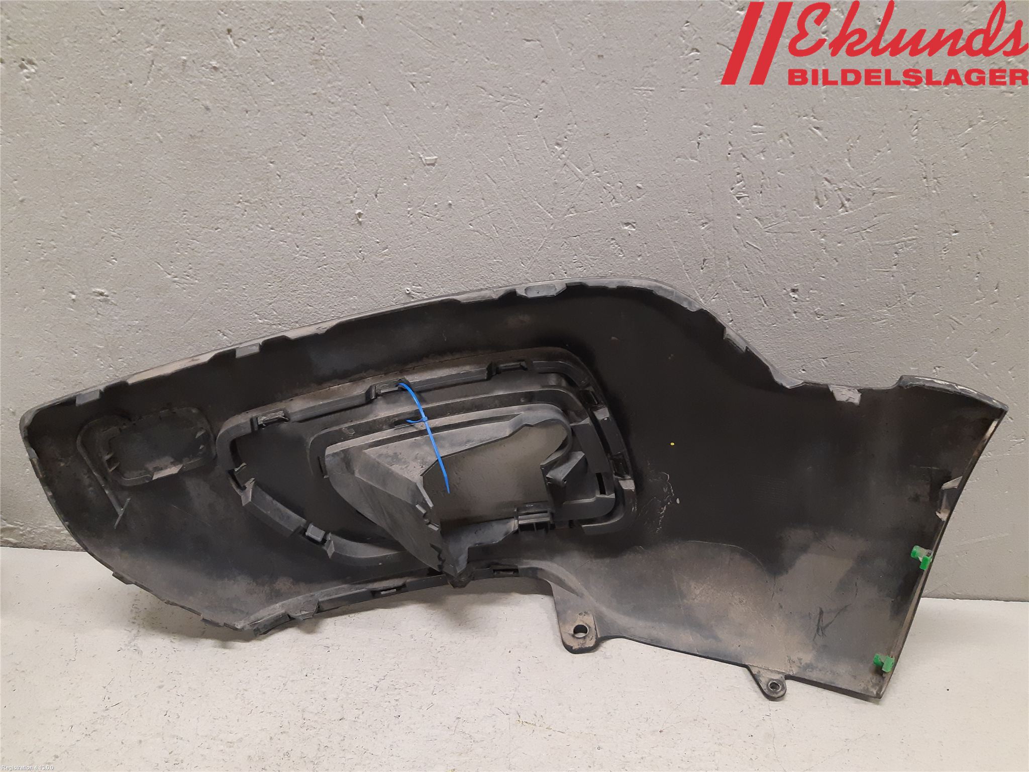 Volvo XC70 14-16 Stöt Utfyllnad-List-Grill