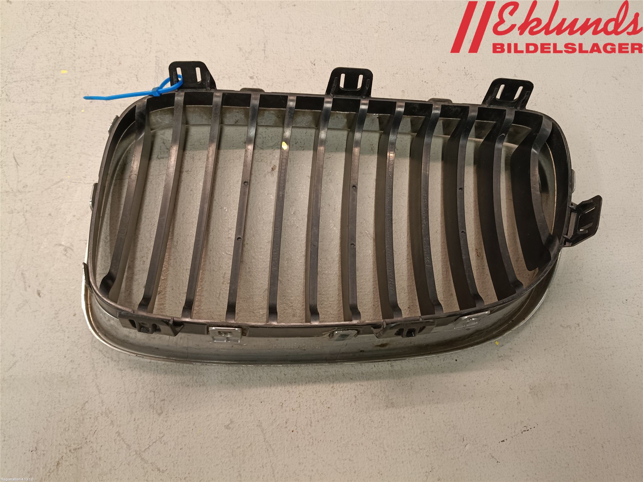BMW 1 E87/81 5D/3D 03-11 Grilldel Höger