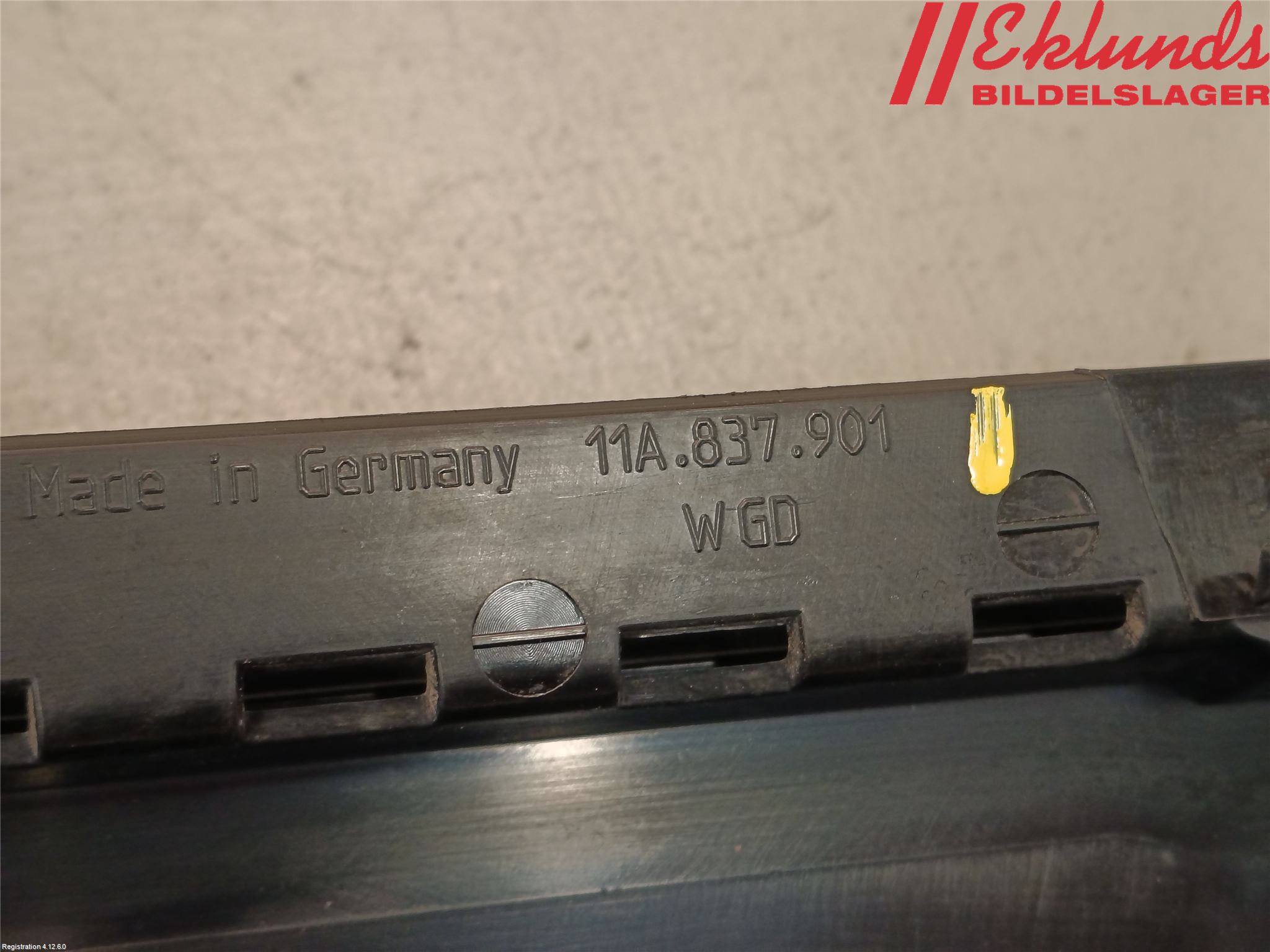 Volkswagen VW ID.4 21- Dörr Dekorlist Fram Vä