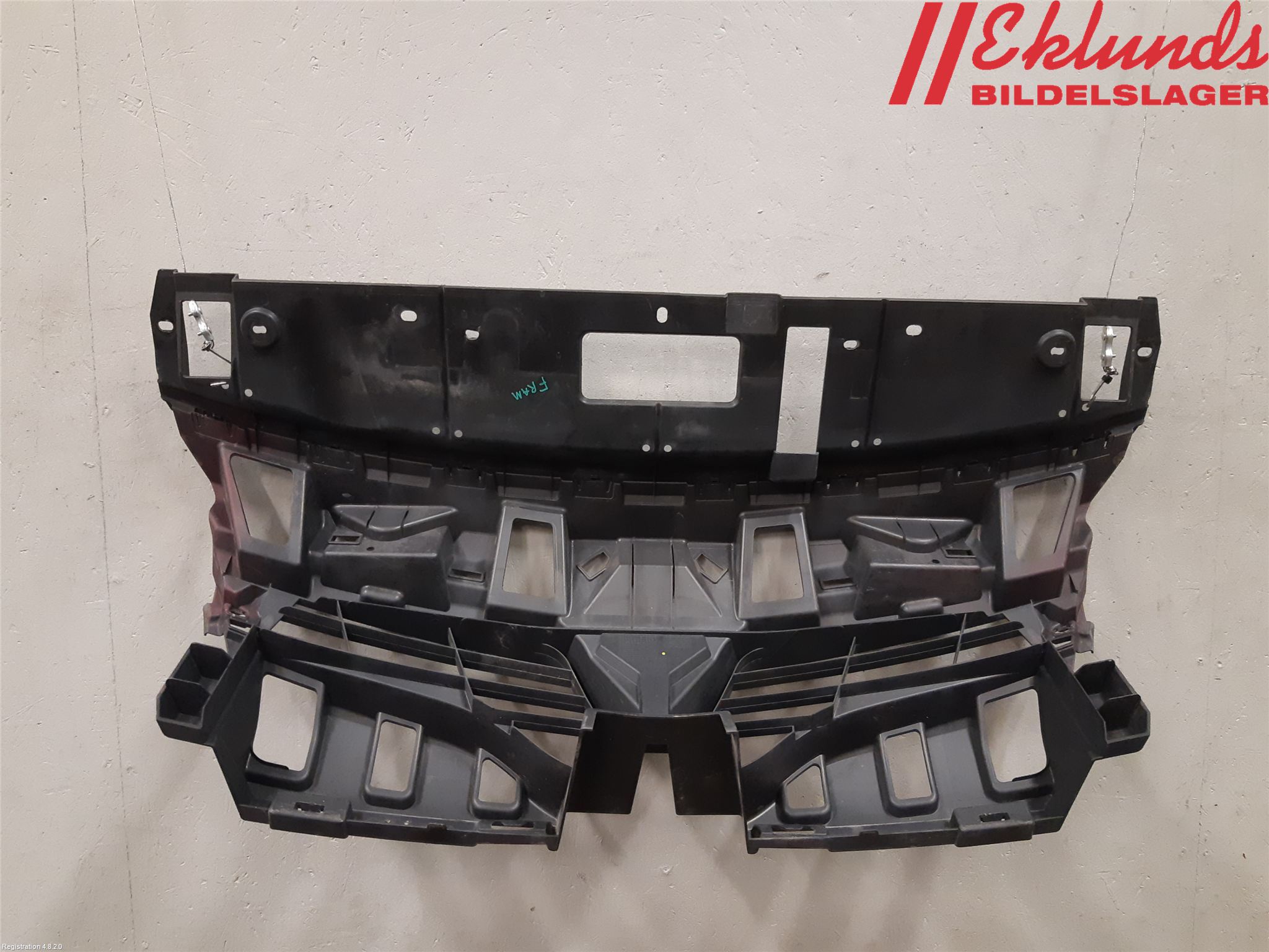 Renault SCÉNIC III / GRAND SCÉNIC 09-16 Stötfångardämpare Fram