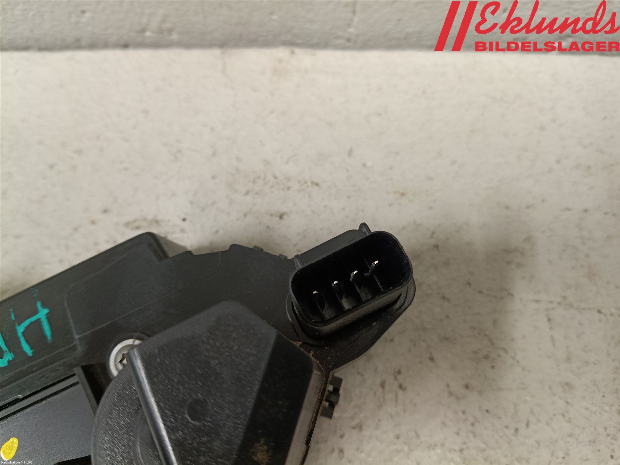 Volvo V70 08-13 Låskista-Dörrlås