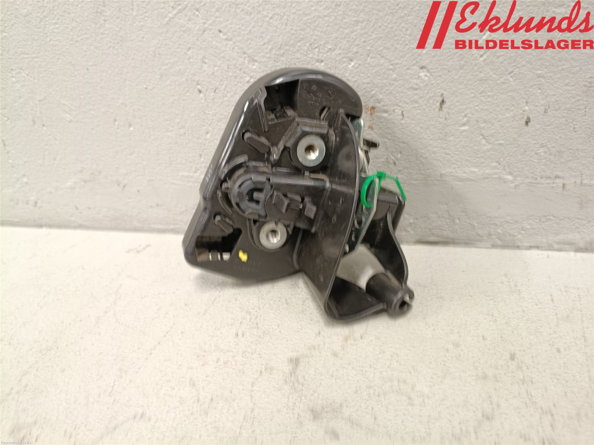 Volkswagen VW TRANSP/CARAVELLE (T6) 16-22 Låskista-Dörrlås