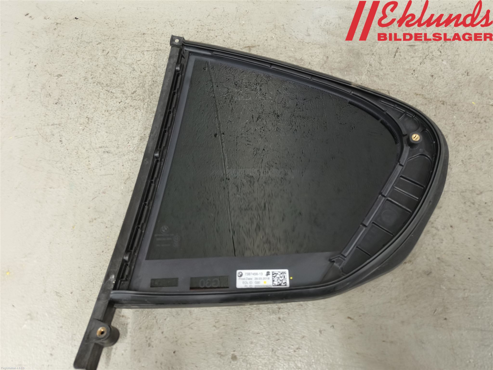 BMW 5 G30/G31/F90 17-23 Dörruta Bak Lilla Hö