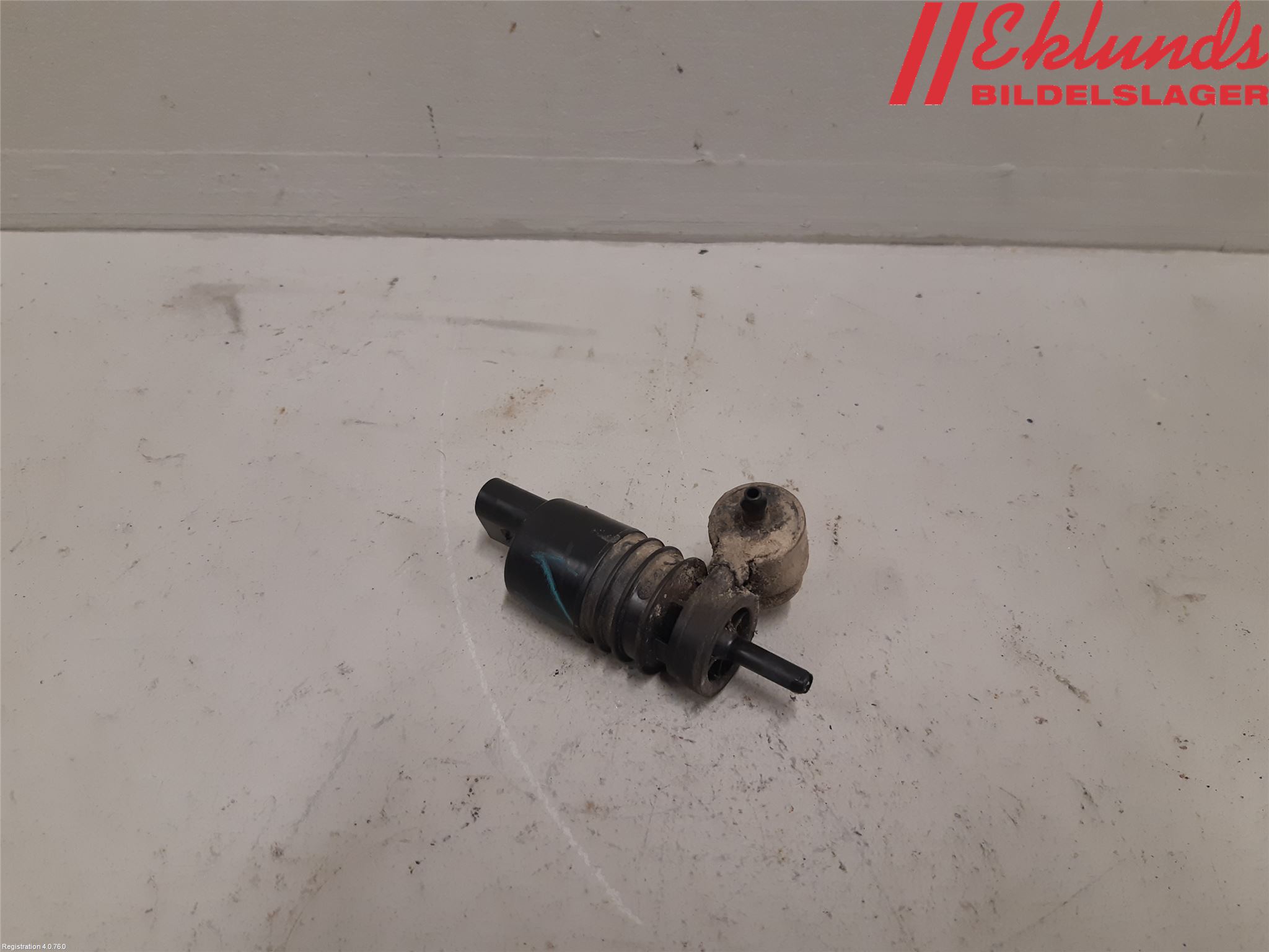 Volkswagen VW CADDY 11-15 Spolartank Vindruta-Strål