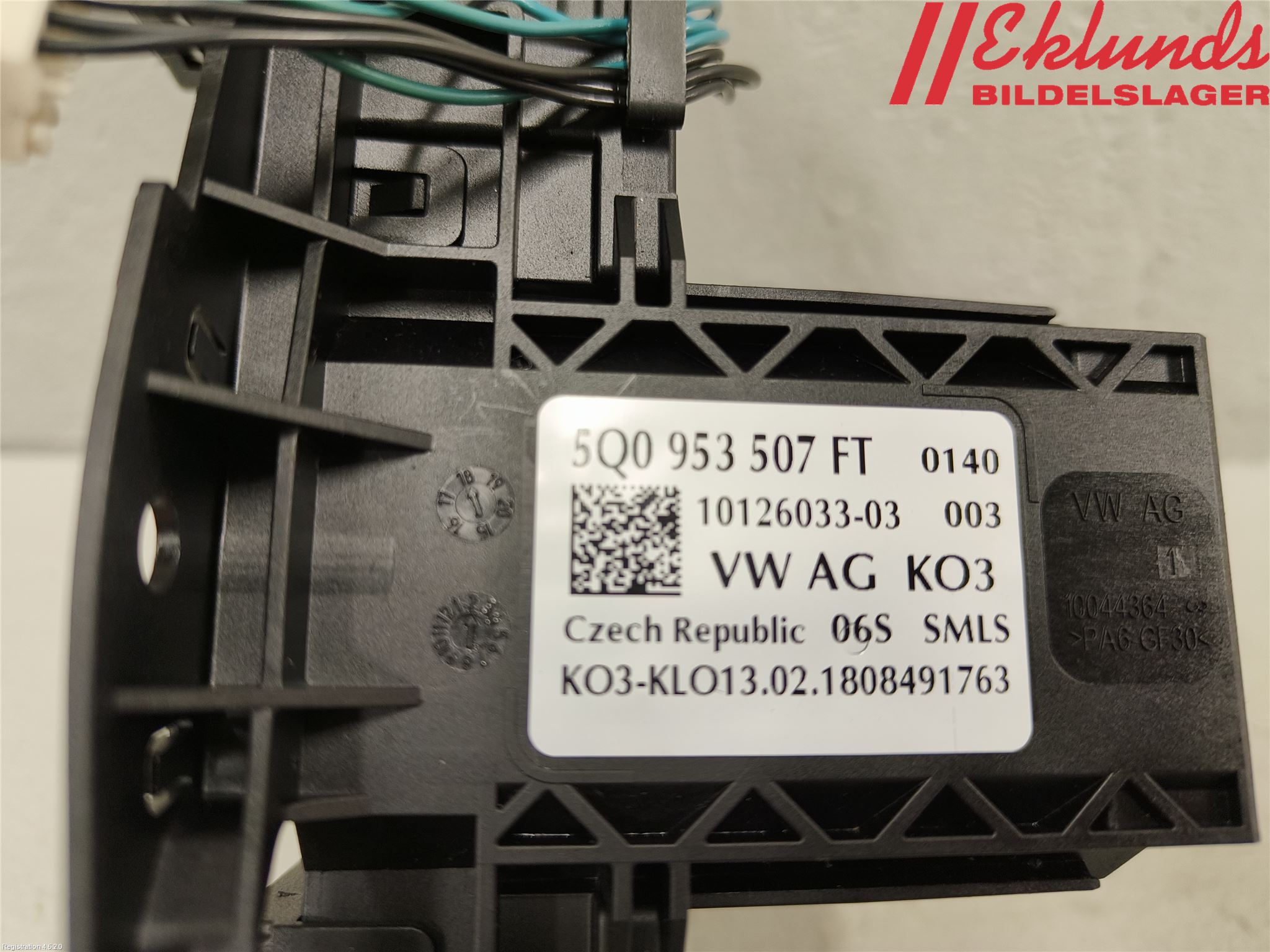 Volkswagen VW GOLF / E-GOLF VII 13-20 Spakcentral