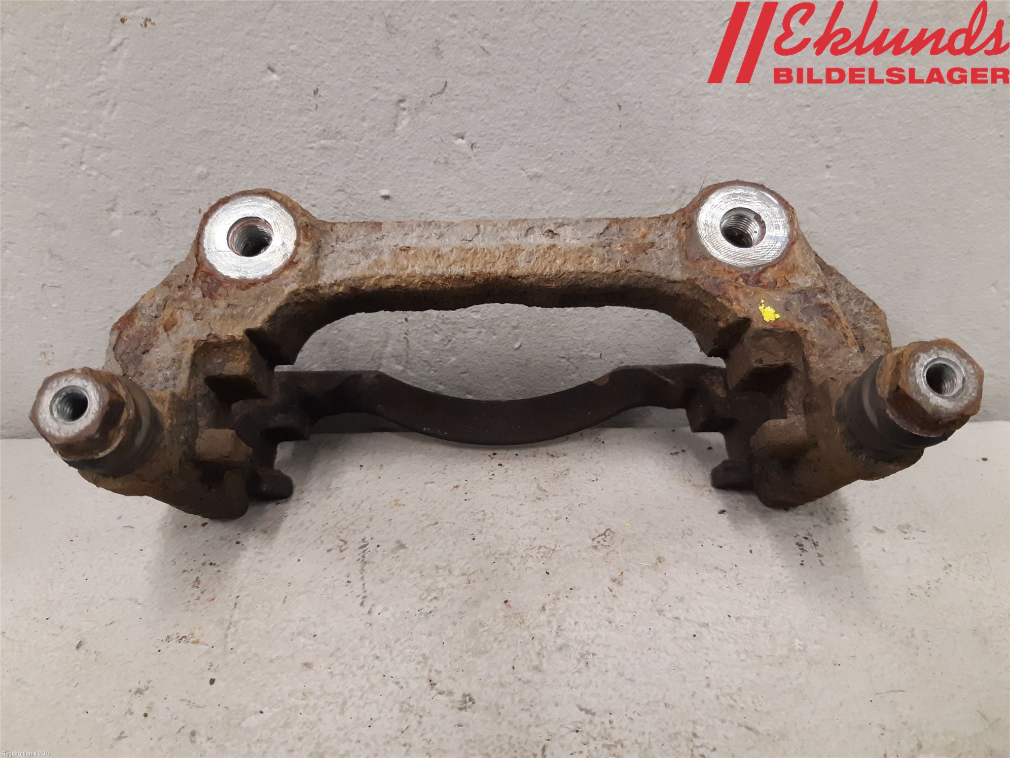 Opel VIVARO 15-19 Bromsokshållare