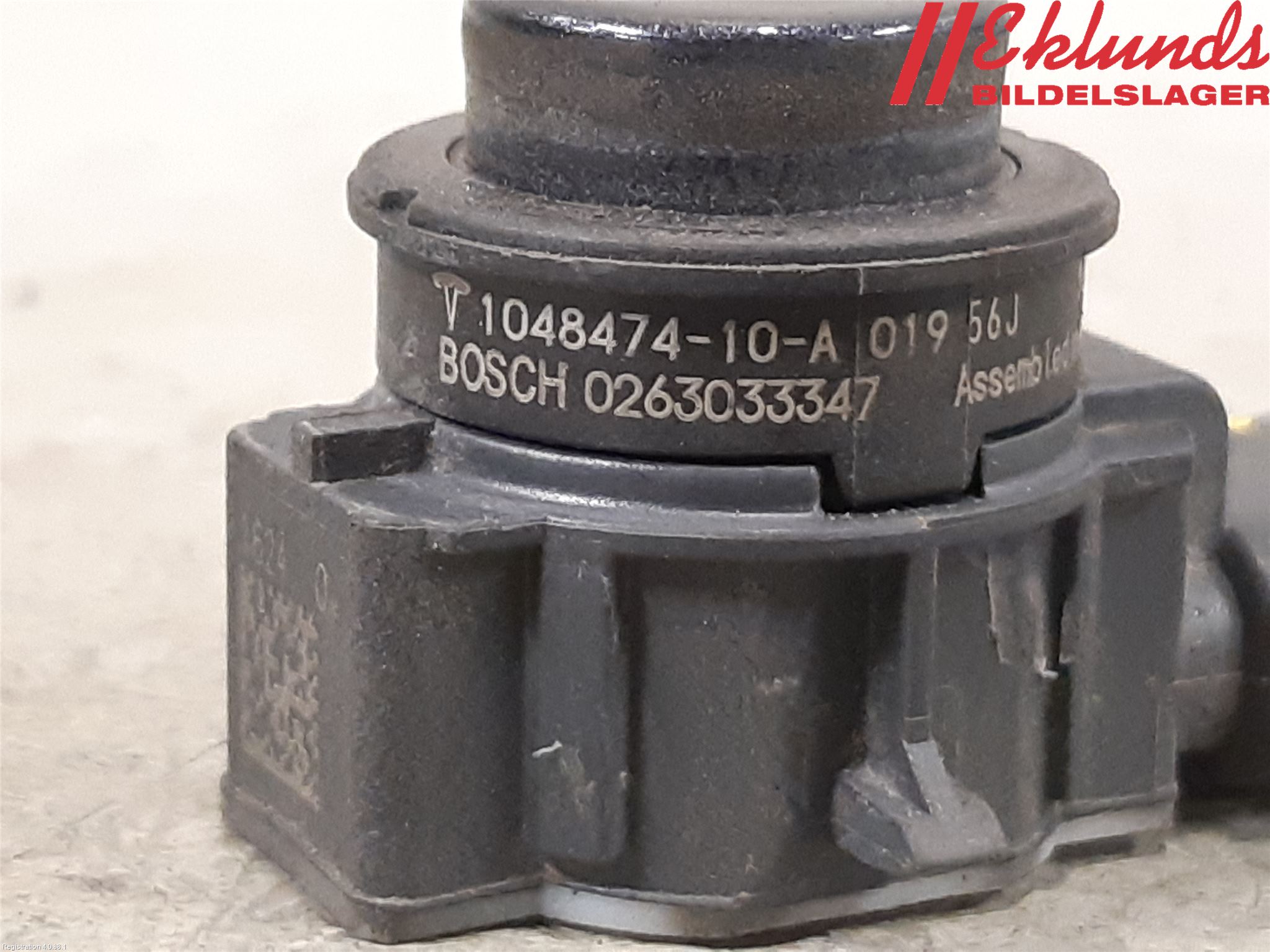 Tesla MODEL S 13- Parkeringshjälp Backsensor