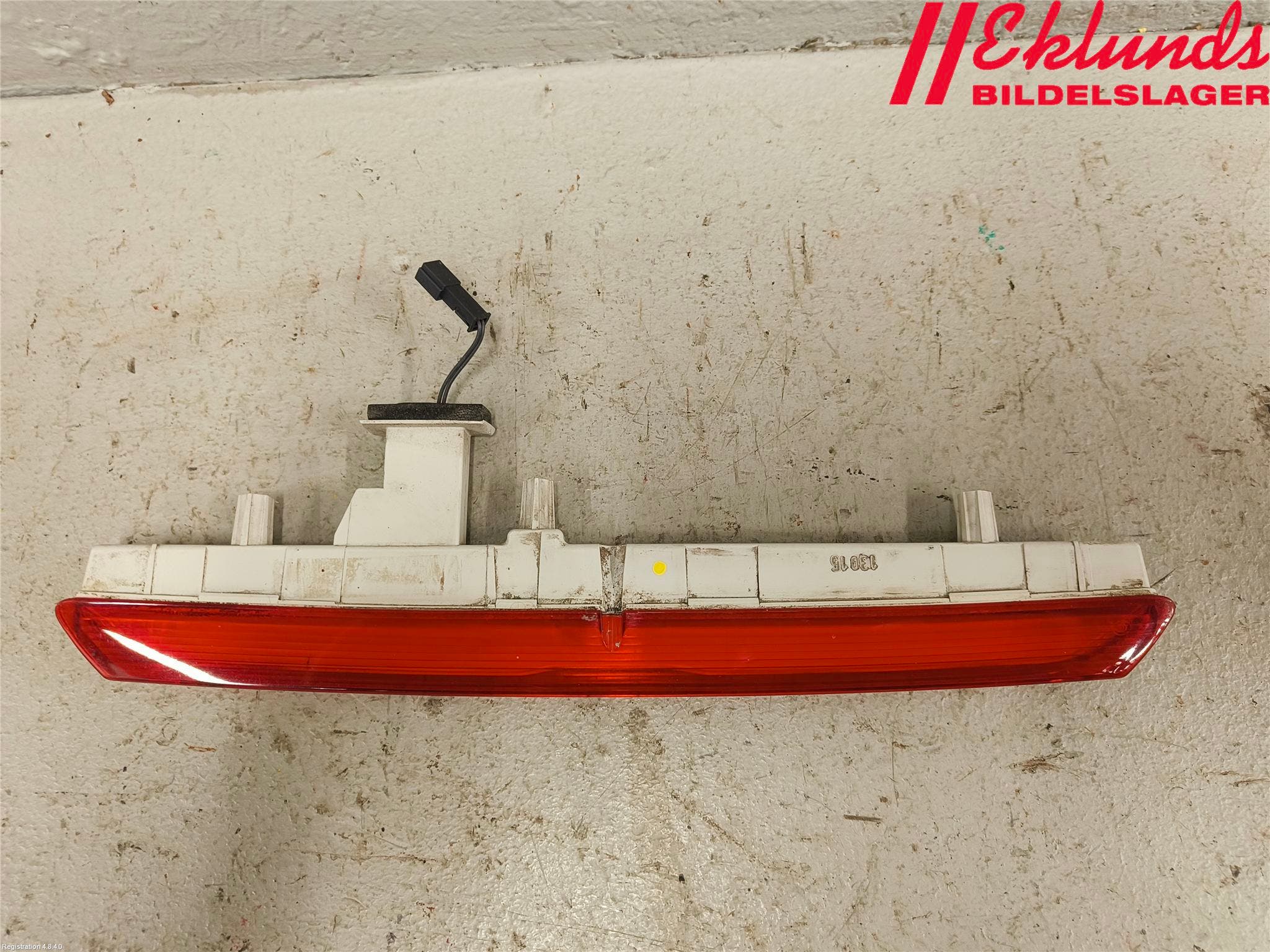 BMW 2 F45 Active Tourer 14-21 Bromsljus Bakruta