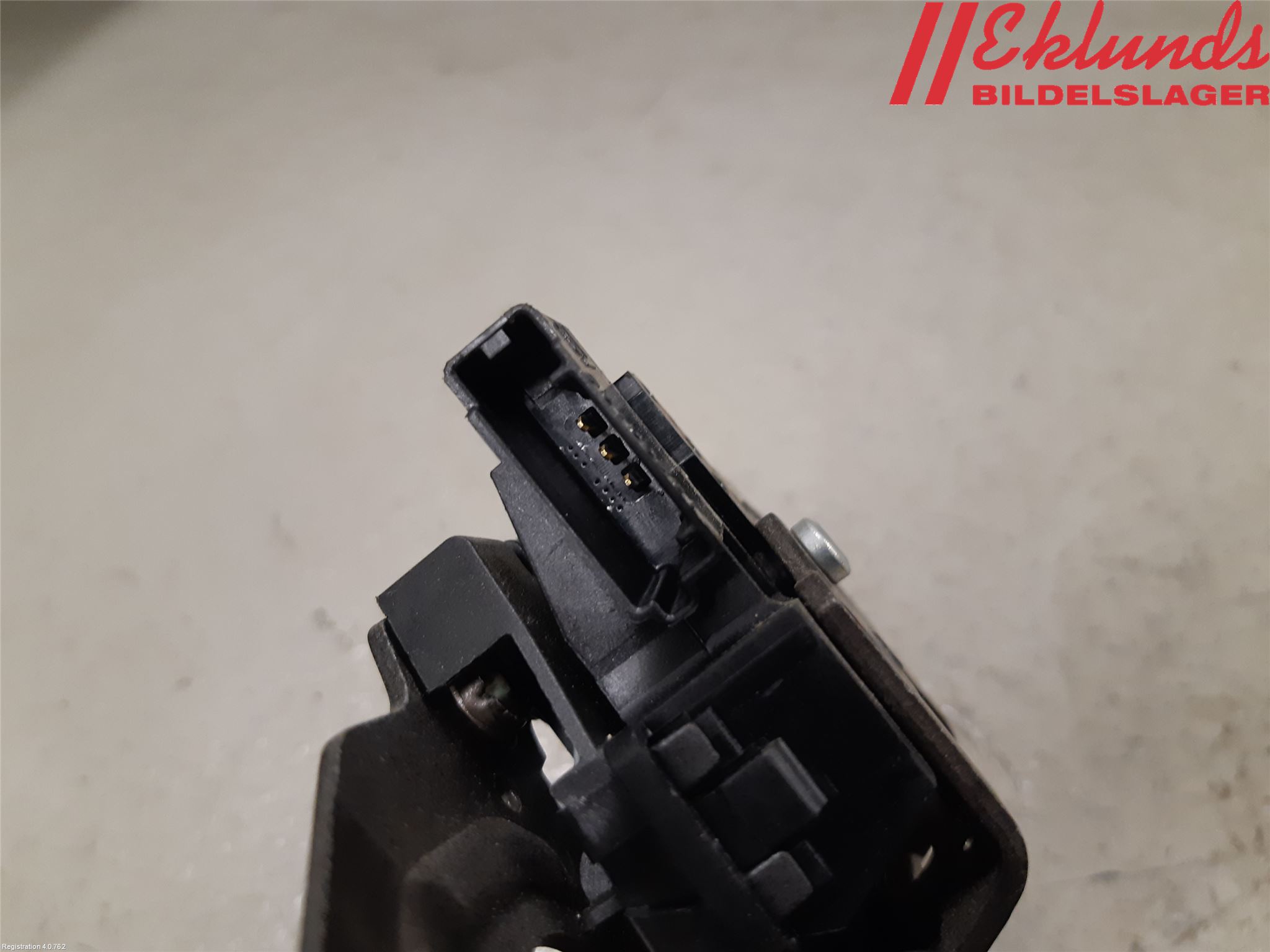 Opel ASTRA J 10-15 Låskista Baklucka