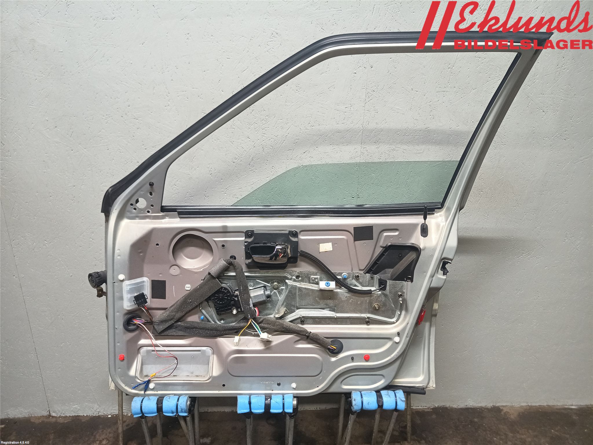 Volvo S70/V70/XC  97-00 Dörr Fram Höger