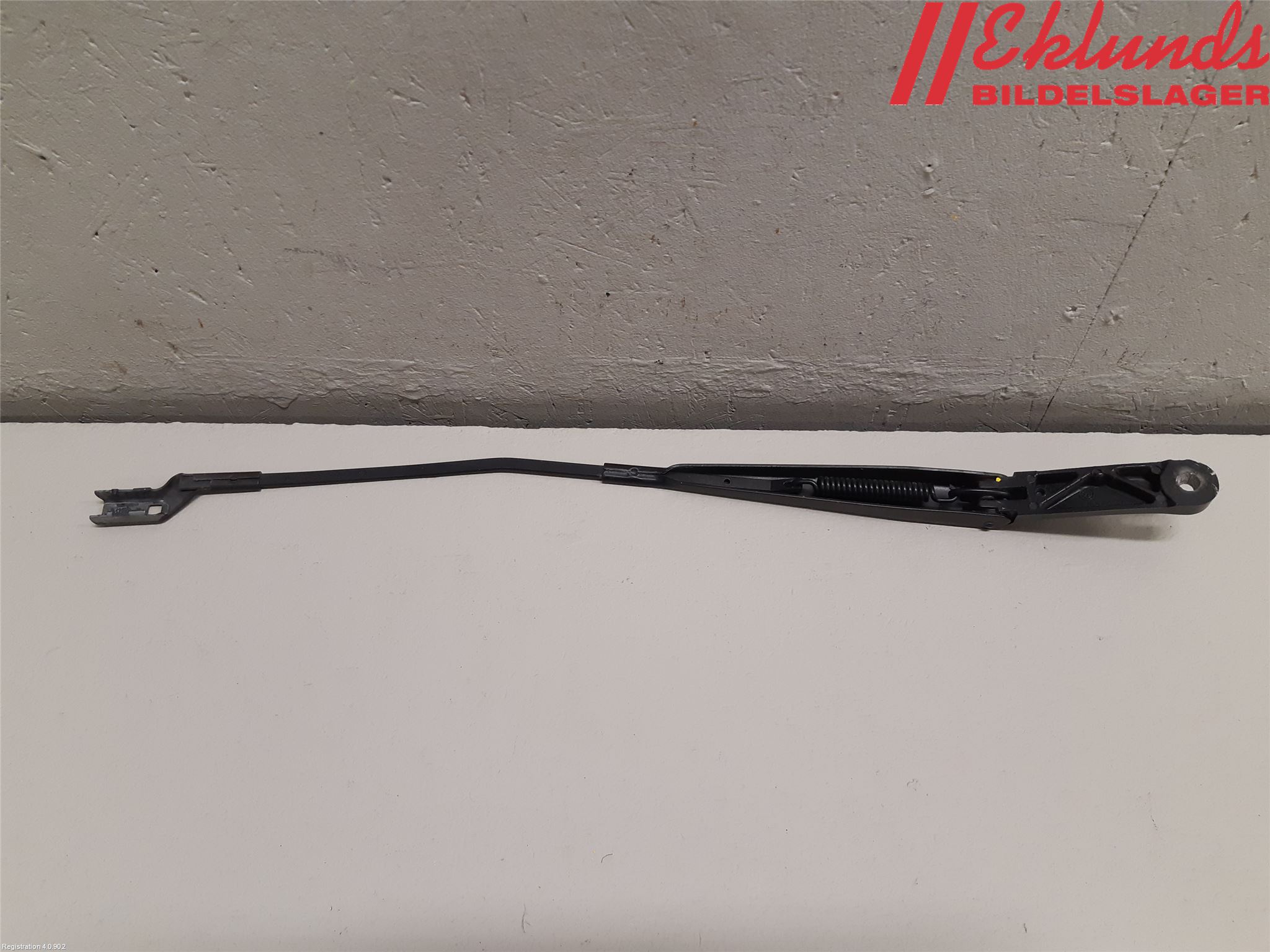 Volkswagen VW PASSAT 15-19 Torkararm Armar Vindruta