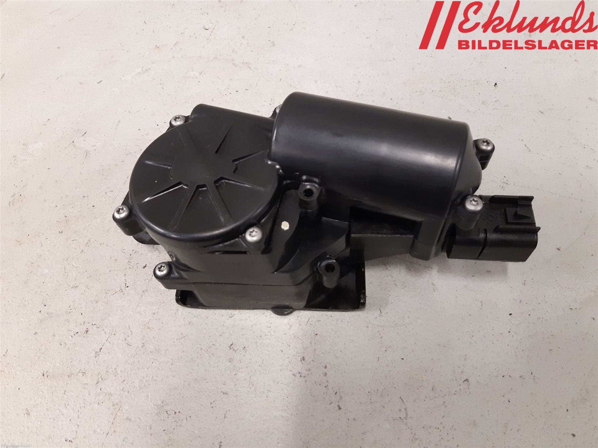 Opel INSIGNIA 09-16 Låskista Baklucka