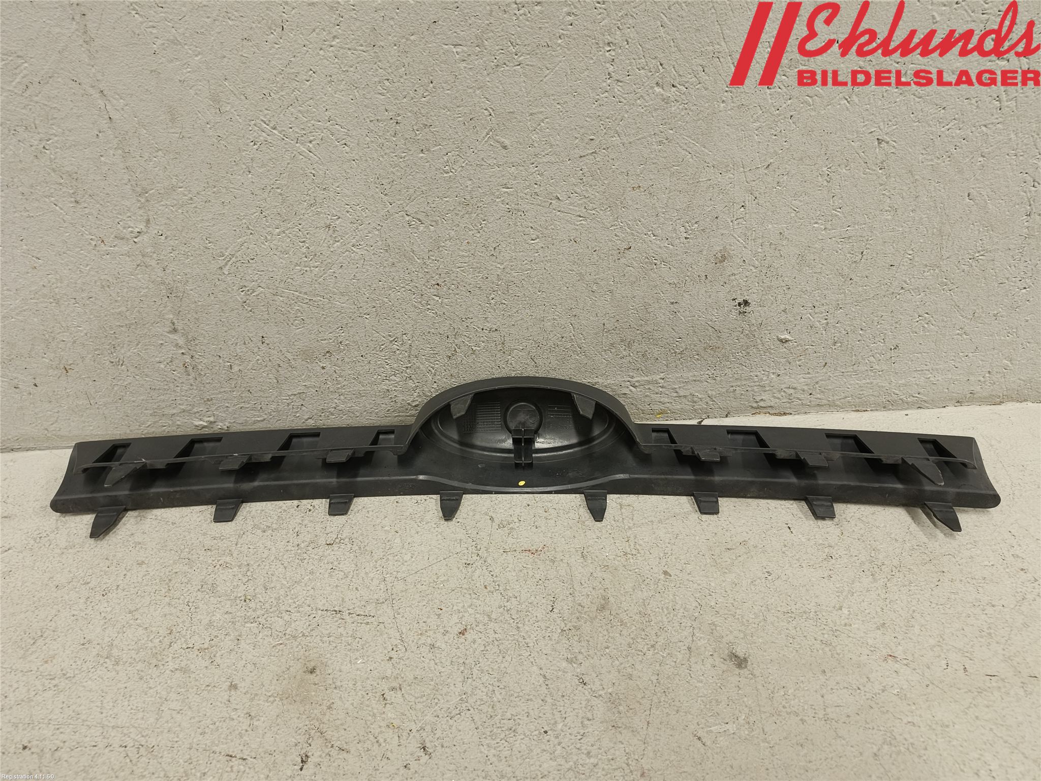 Ford TRANSIT/TOURNEO CONNECT 13-22 Grilldel Mitt
