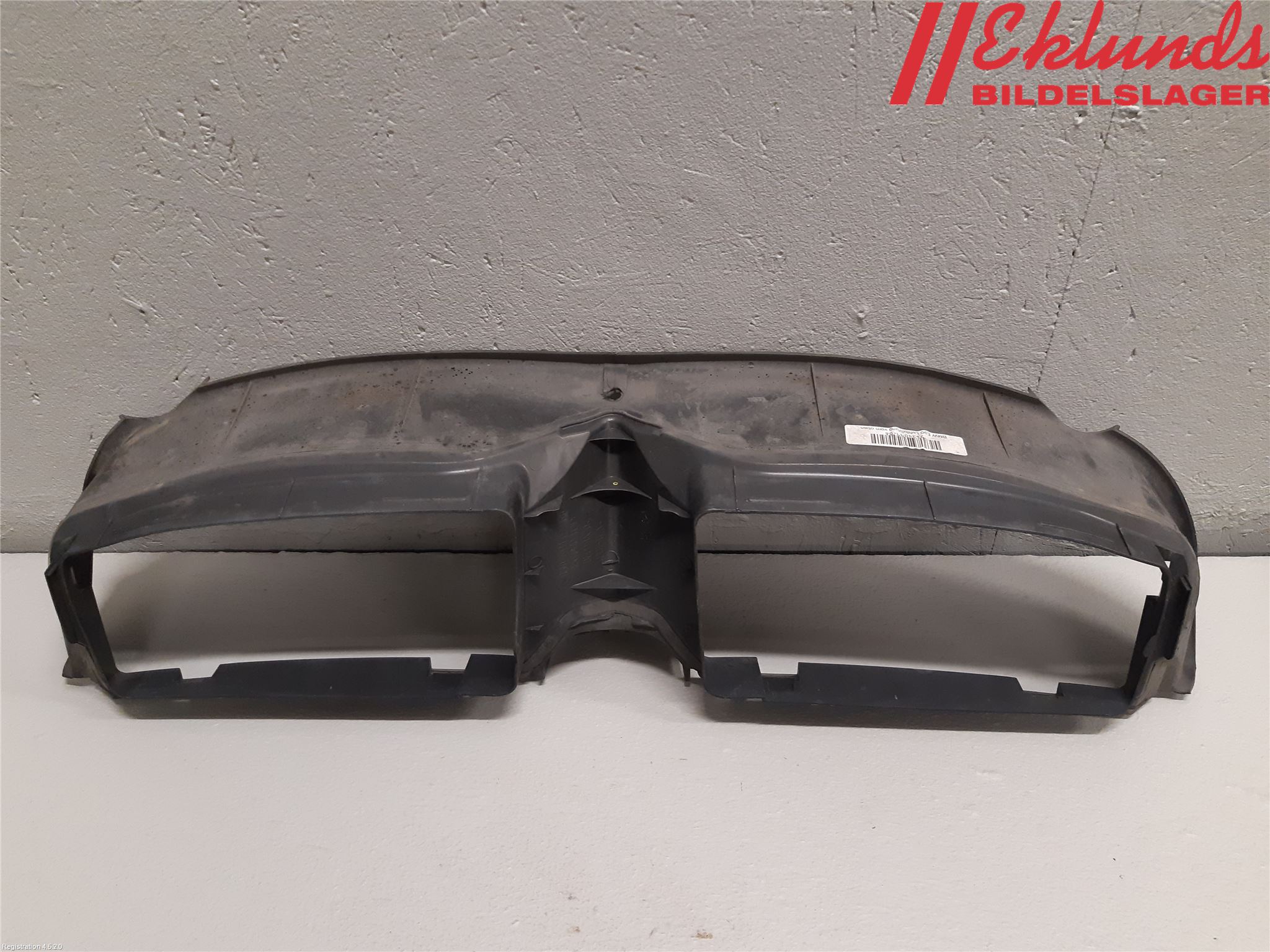 BMW 3 E90/91 SED/TOU 05-12 Deflektor Plåt-Plast Kylning