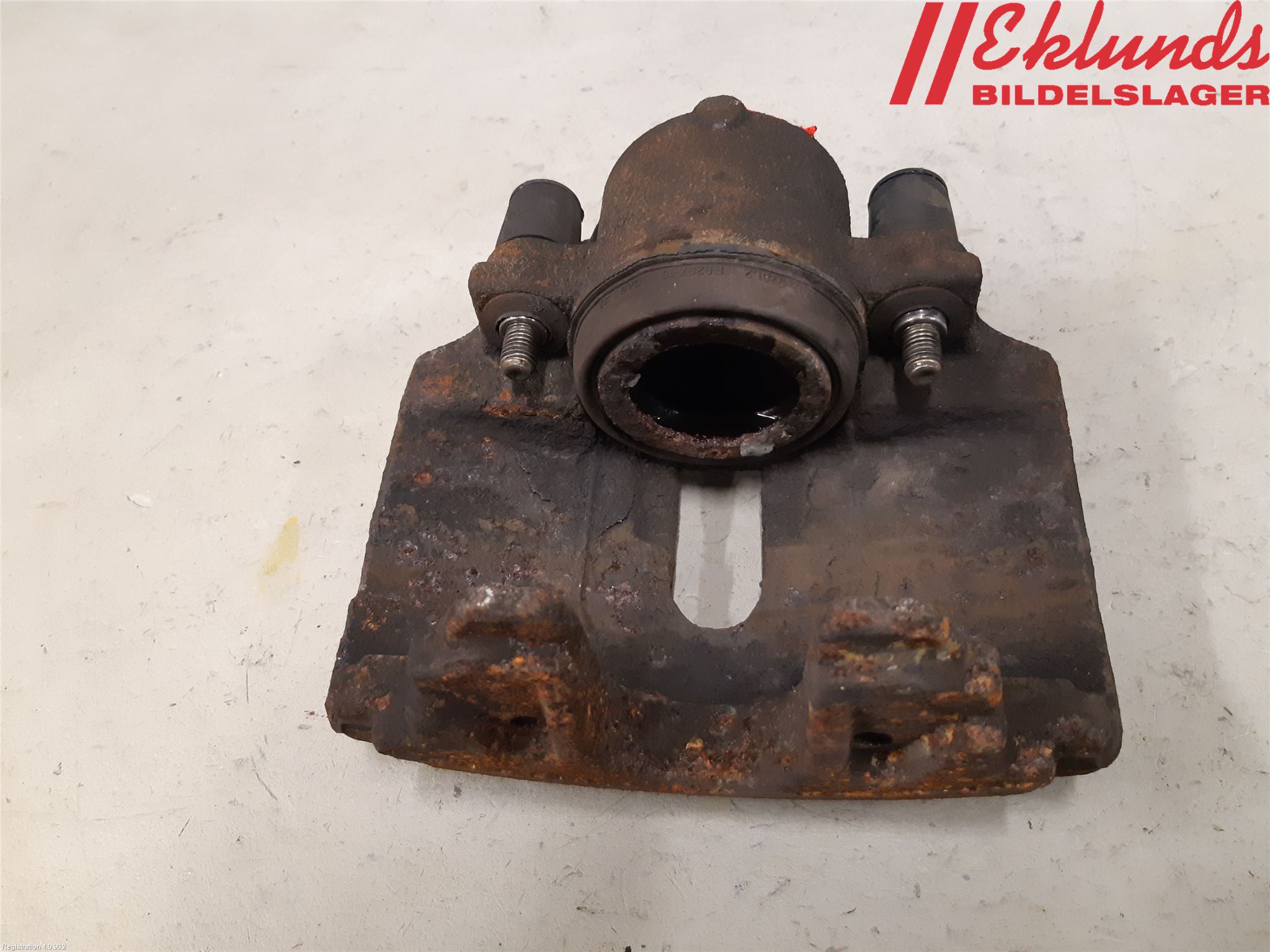 Volkswagen VW TOURAN 10-15 Bromsok Fram Vänster