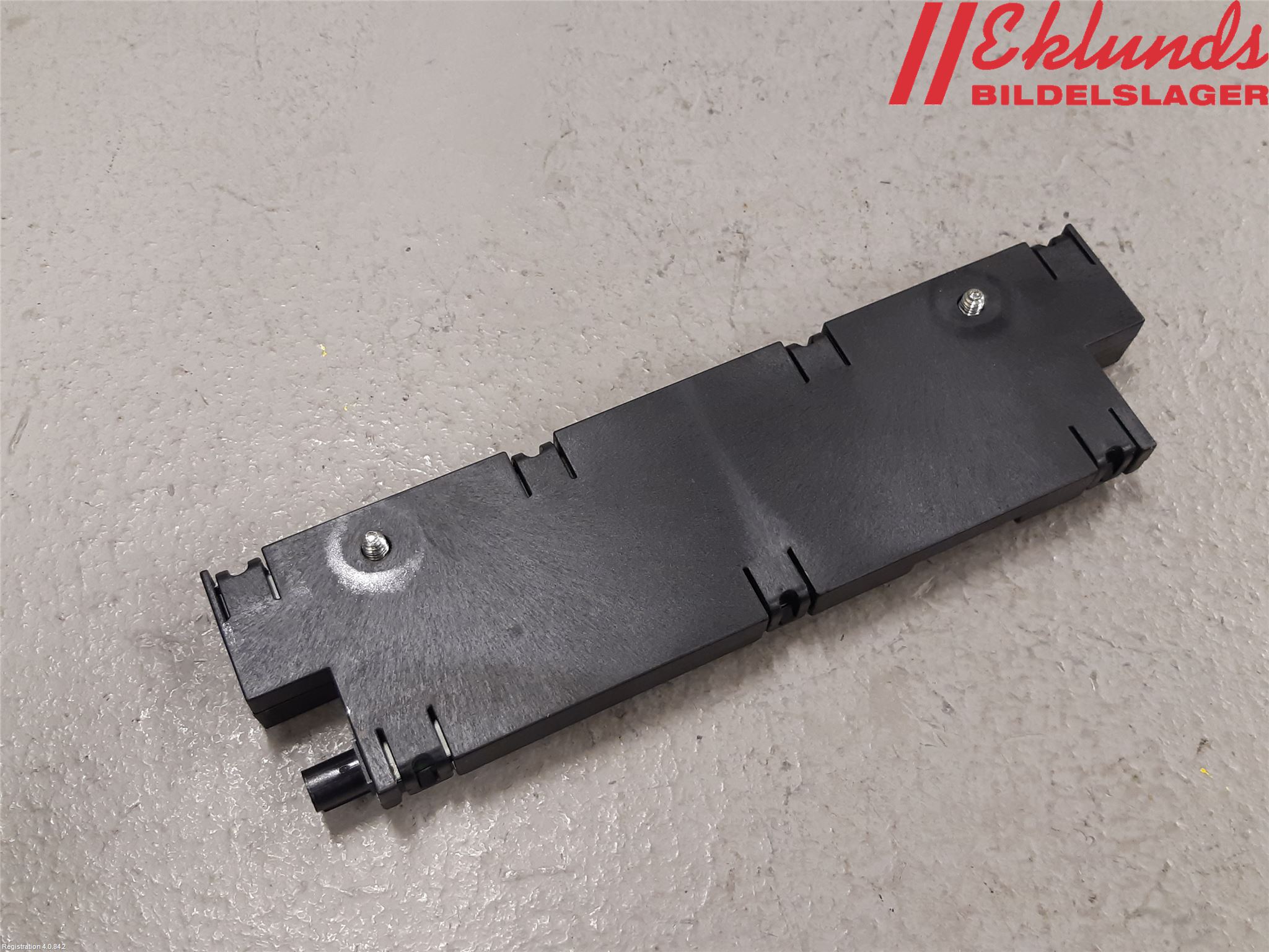 BMW 5 F10/F11/F18 09-17 Antennförstärkare