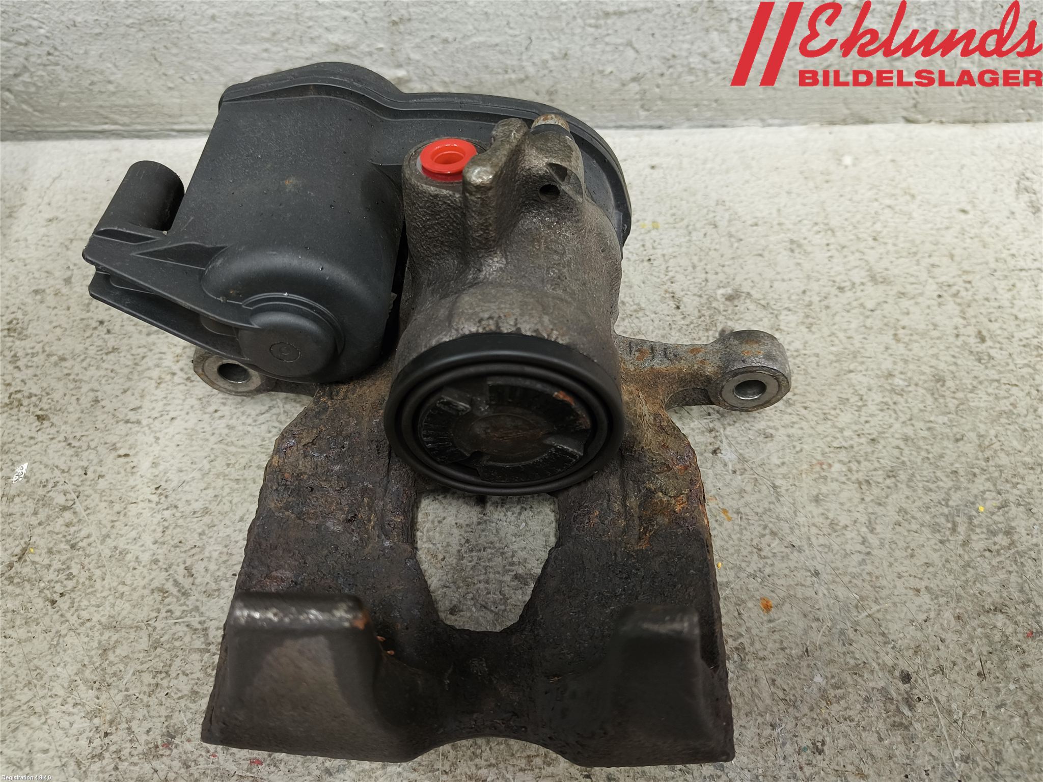 Audi A4/S4 B9 16-19 Bromsok Bak Vänster