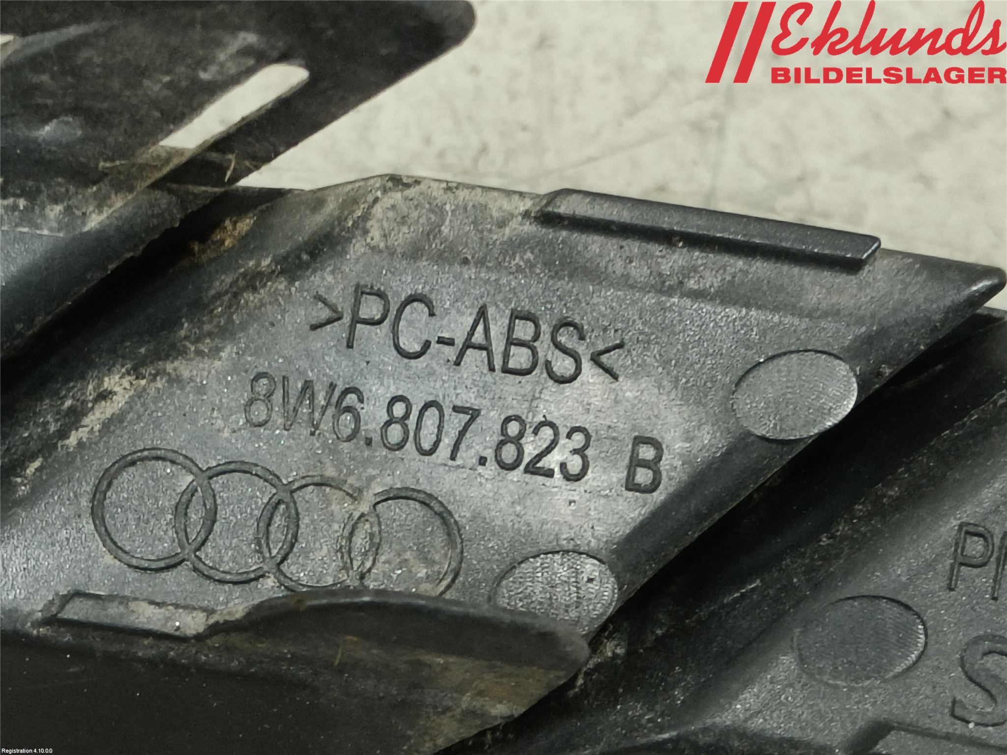 Audi A4/S4 B9 20- Stötfångarlist Bak