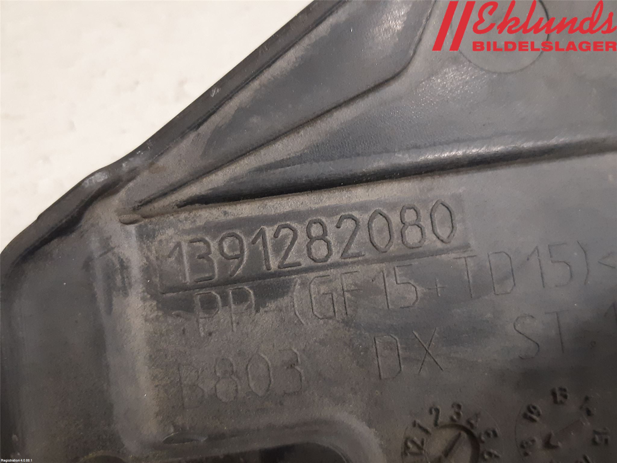 Peugeot BOXER/E-BOXER 15- Strålkast Fästsarg