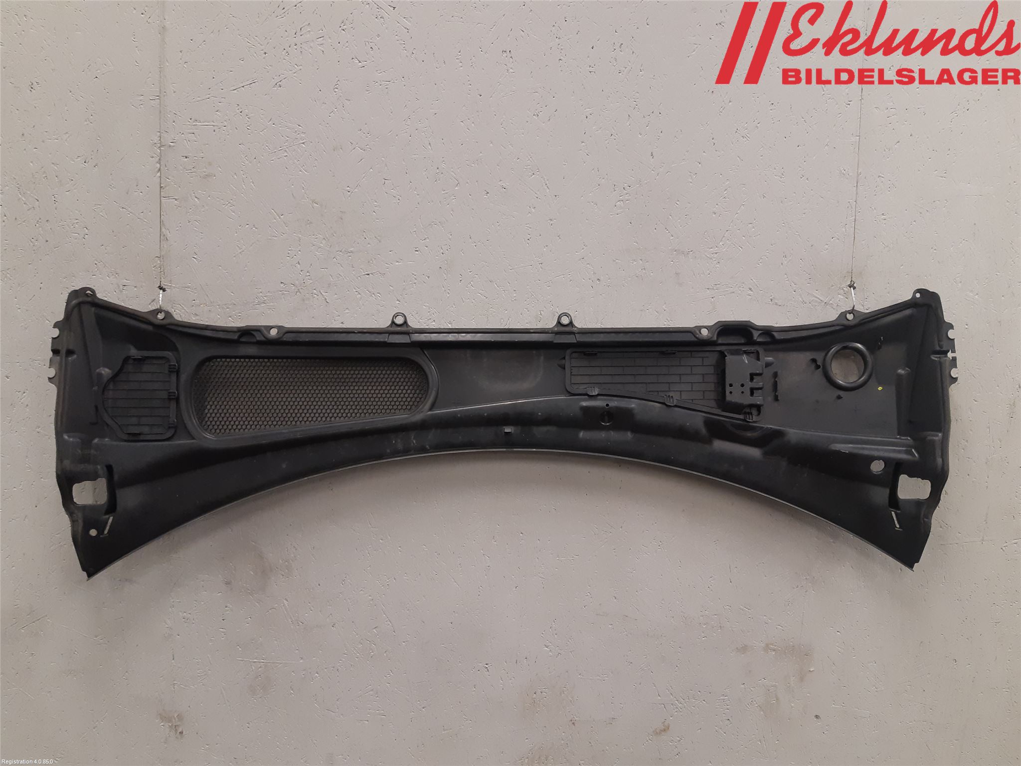 Volvo V60 19- Torpedplåt-Torpedplast