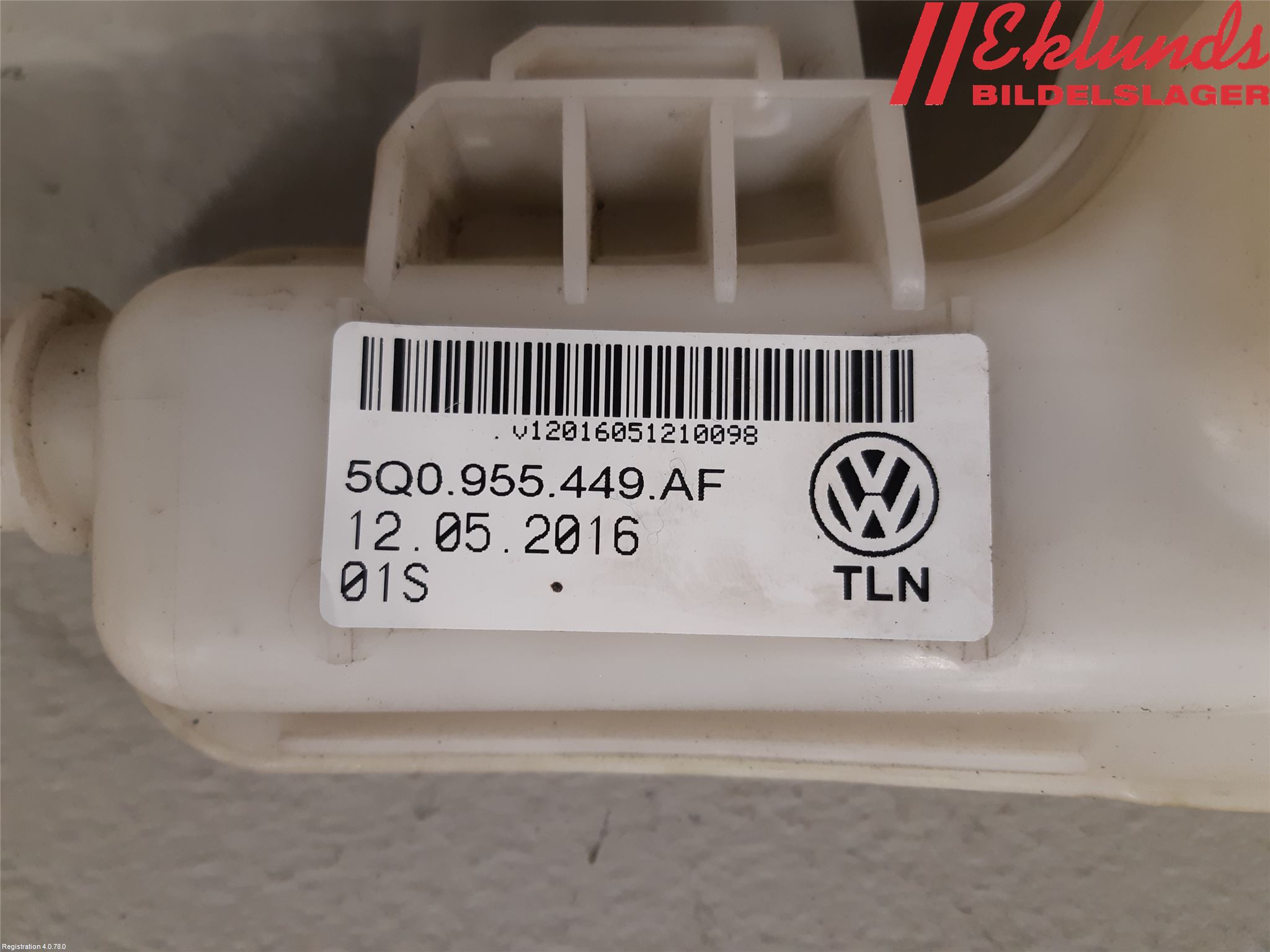 Volkswagen VW GOLF / E-GOLF VII 13-20 Spolartank Vindruta-Strål