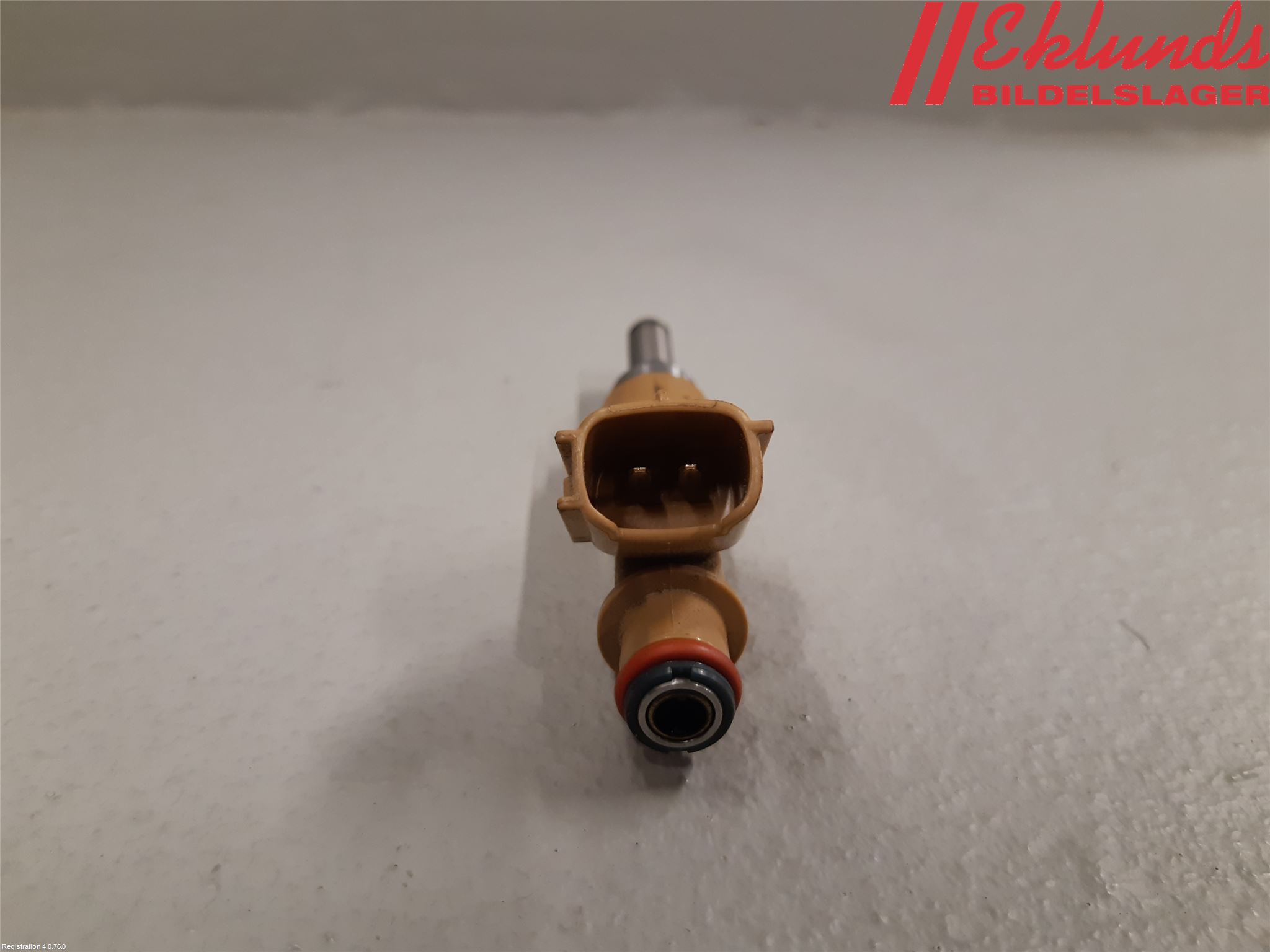 Toyota AVENSIS 09-15 Injspridare