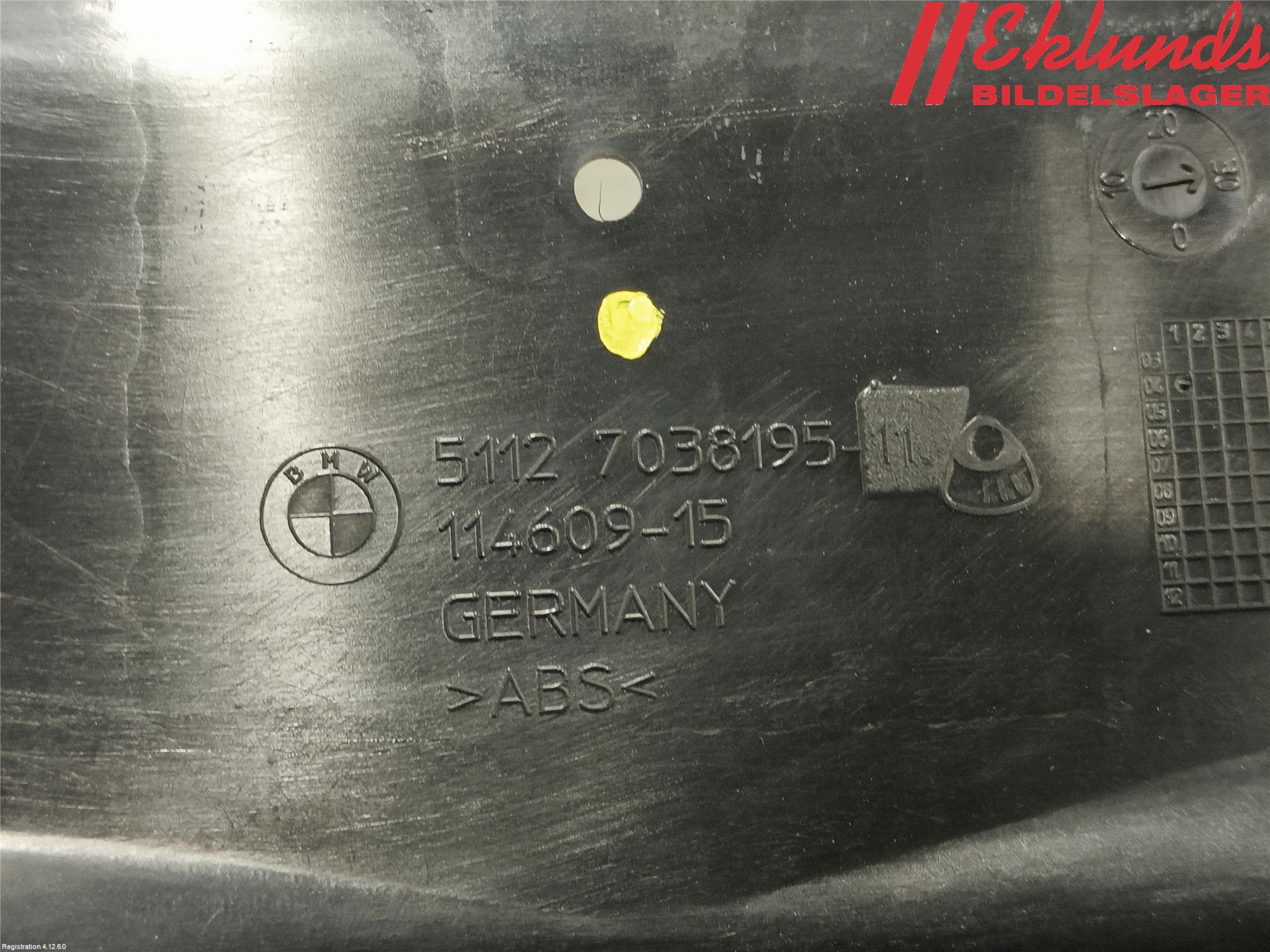 BMW 6 E63/64    02-10 Stötfångardel Bak Mitt