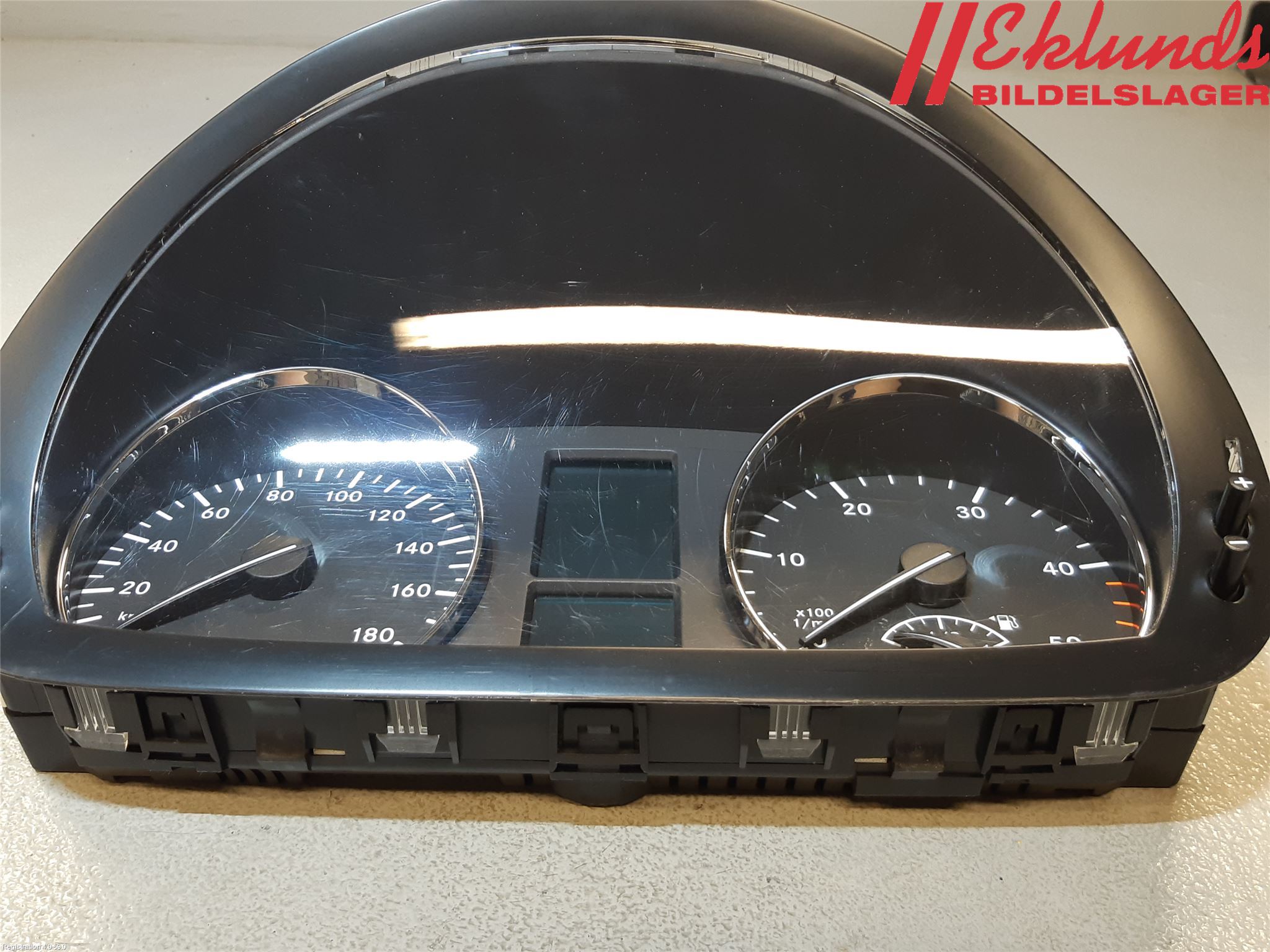 Mercedes-Benz MB SPRINTER (W906) 06-18 Instrument Komb