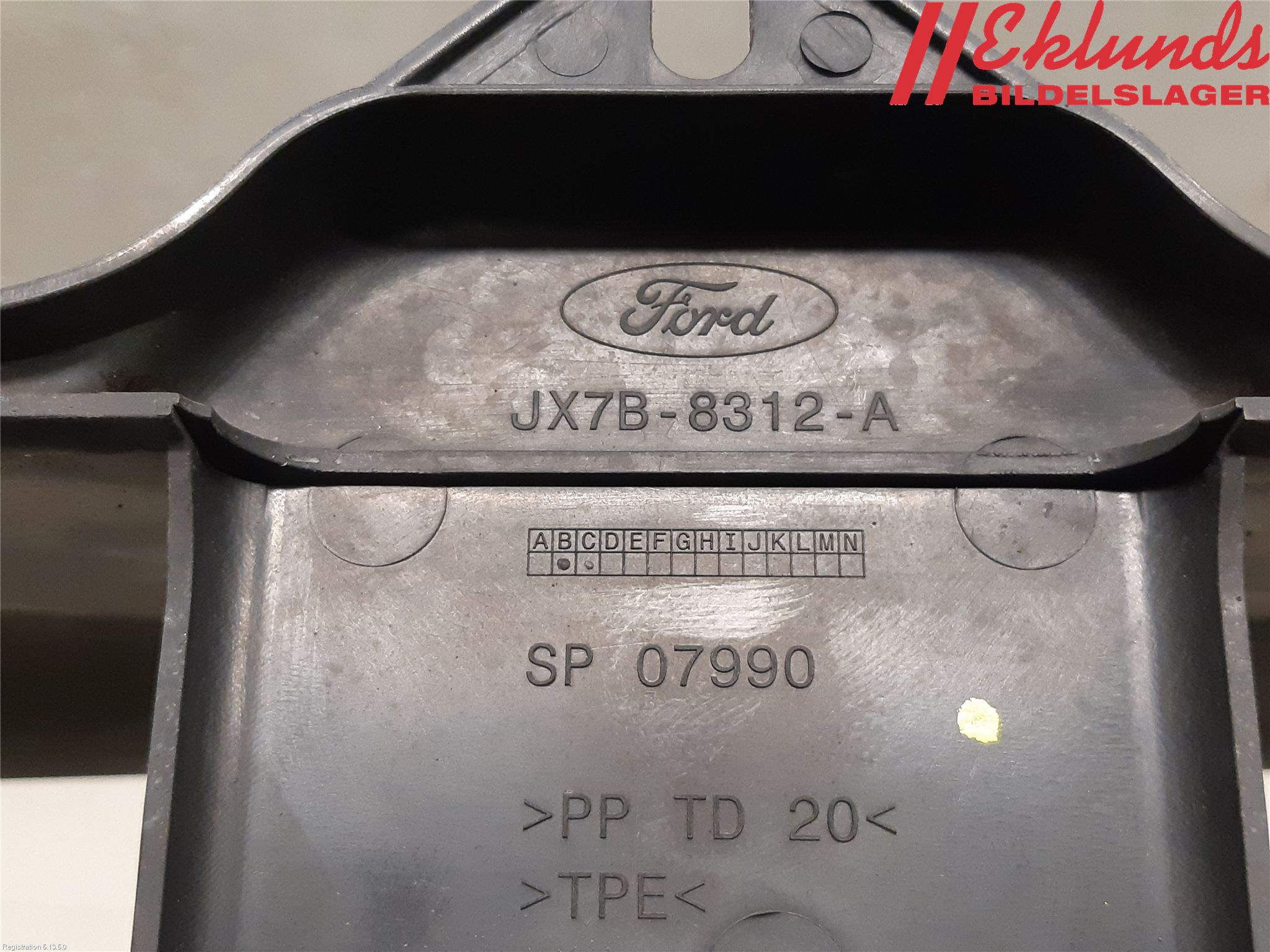 Ford FOCUS 19- Deflektor Plåt-Plast Kylning
