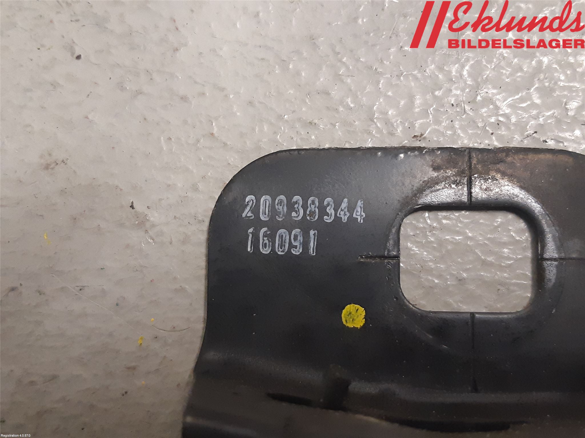 Opel INSIGNIA 09-16 Huv Spärr