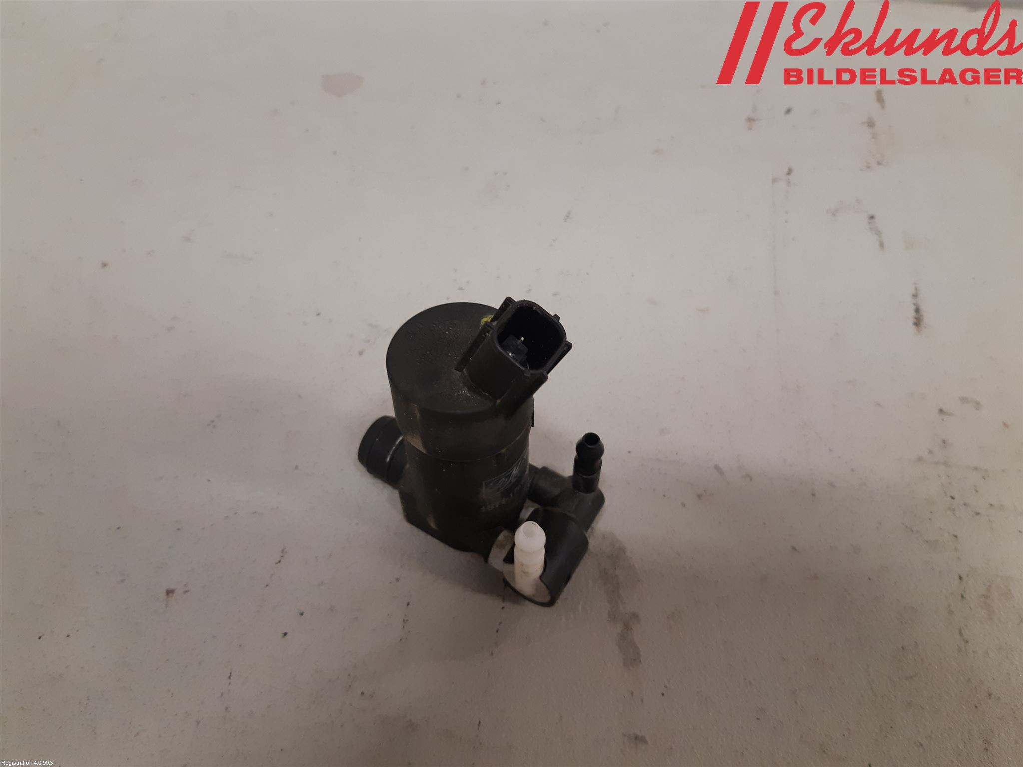 Volvo XC70 08-13 Spolarpump Vindruta