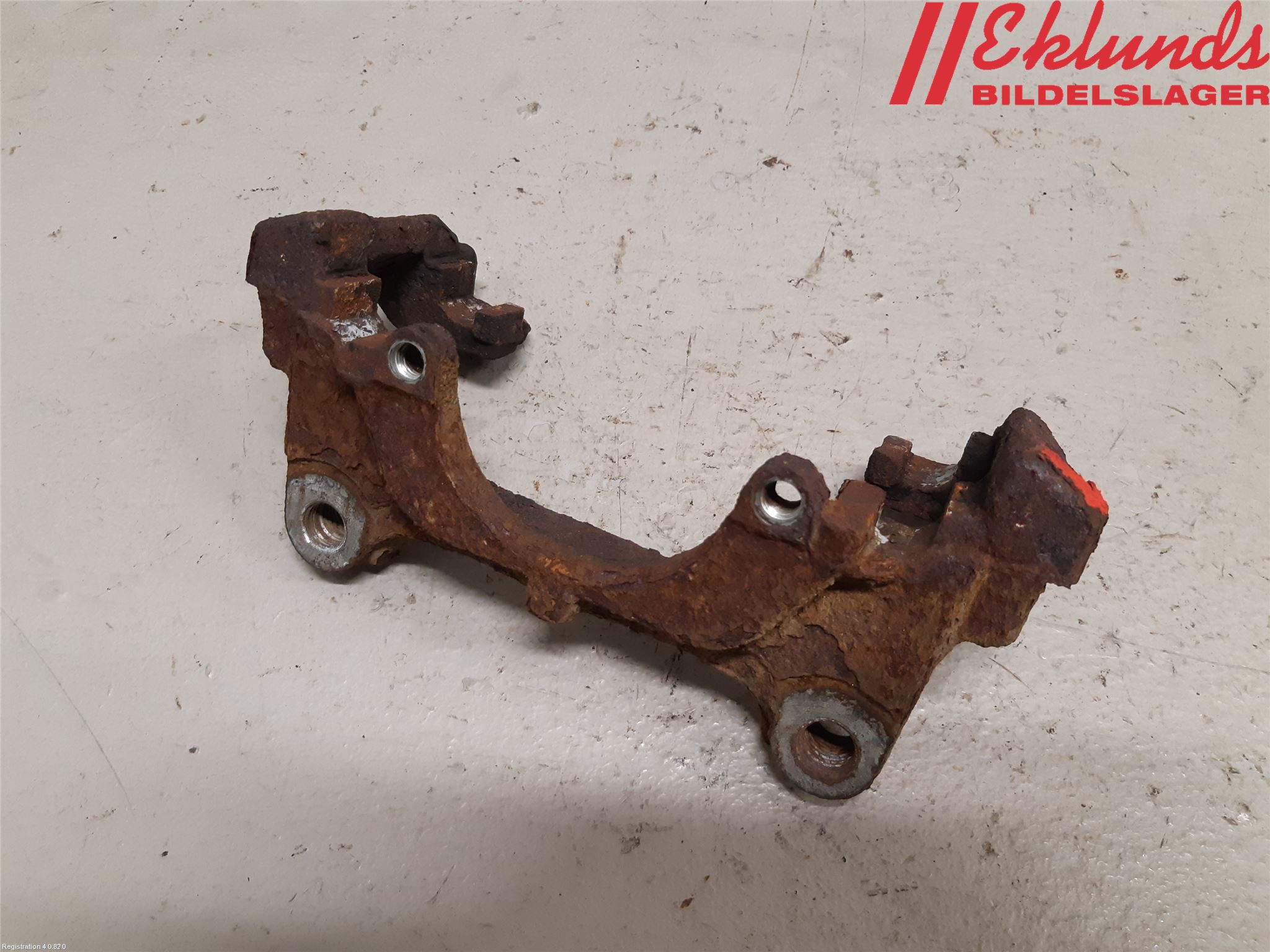 Skoda SUPERB 09-15 Bromsokshållare