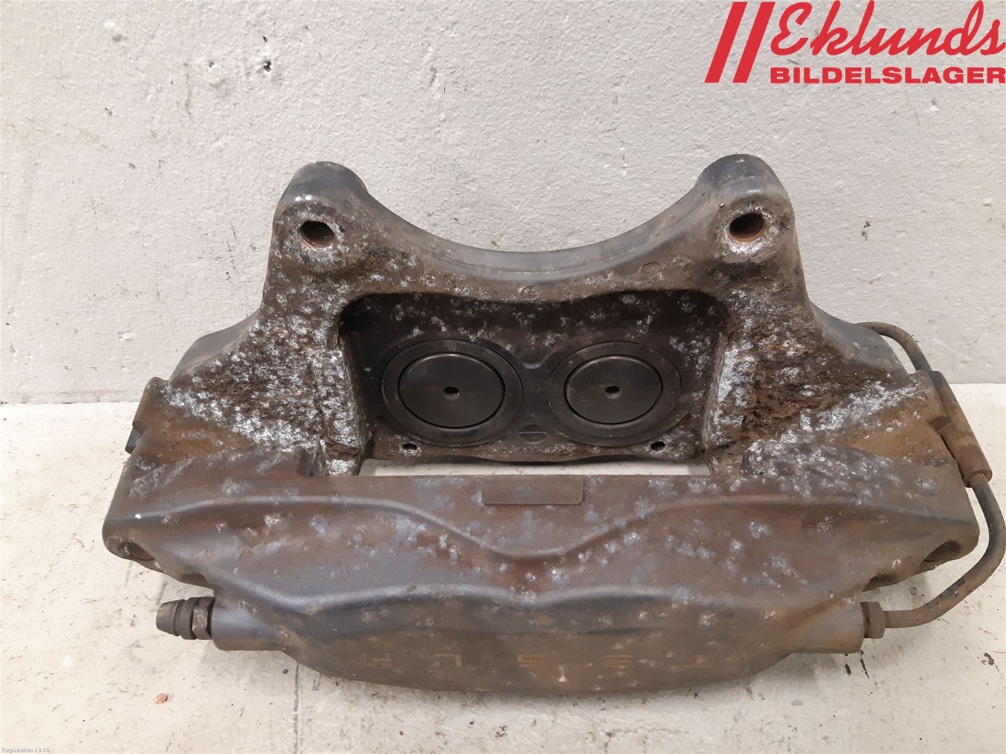 Tesla MODEL X 16- Bromsok Fram Höger